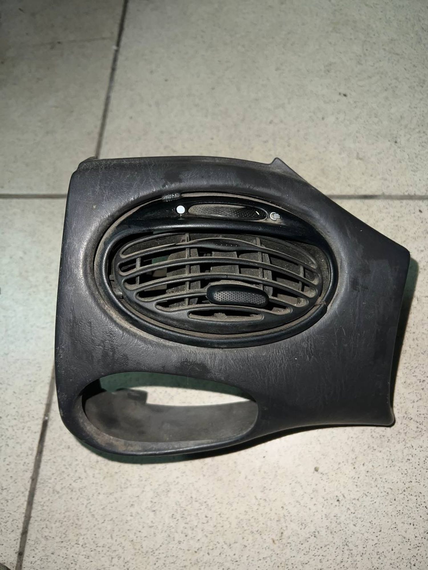 https://ycs.partsauto.market/partsauto-images/thmbs/userImages/7cfef6f3f711b4301ce5946b404c3455/part/d38ca6fa-ea90-4c93-a0bd-76e97719c3d1_1775255847163.jpg