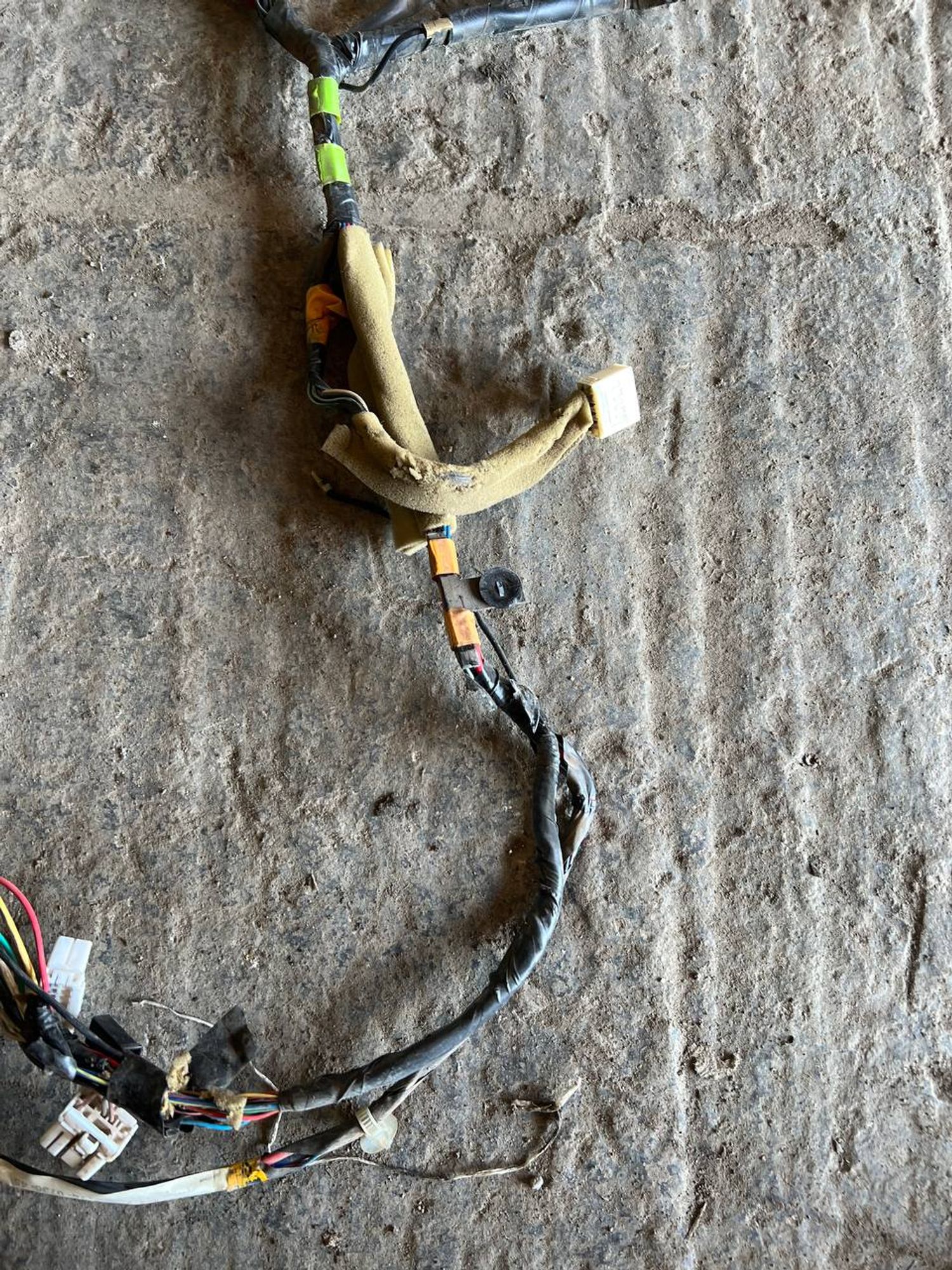 https://ycs.partsauto.market/partsauto-images/thmbs/userImages/7cfef6f3f711b4301ce5946b404c3455/part/db4b6a29-8e88-4c9b-81a1-6d398c4ff63a_1712406683250.jpg