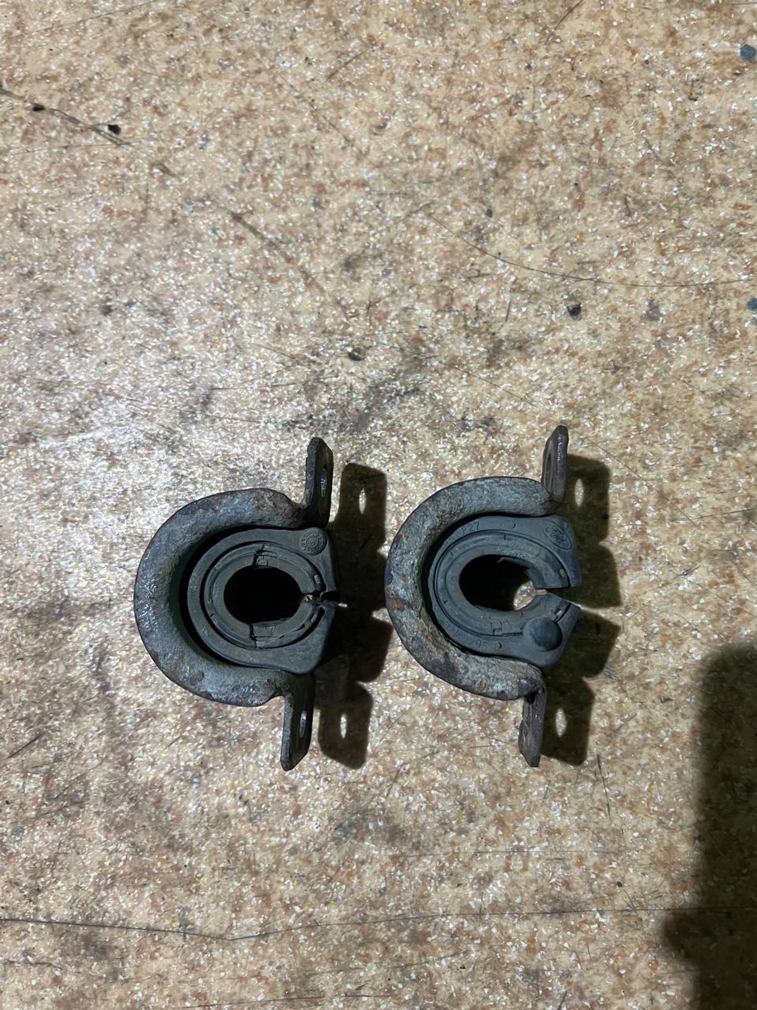 https://ycs.partsauto.market/partsauto-images/thmbs/userImages/7cfef6f3f711b4301ce5946b404c3455/part/dbf66d78-87f3-400b-ac31-83d4cbdeb52a_1731930034579.jpg