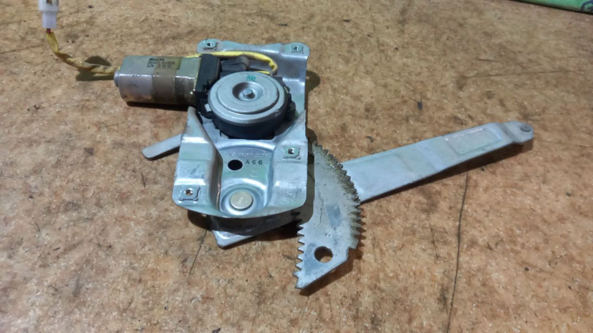 https://ycs.partsauto.market/partsauto-images/thmbs/userImages/7cfef6f3f711b4301ce5946b404c3455/part/dd804f37-ce0f-4060-9766-d2125e302358_1722411363705.jpg