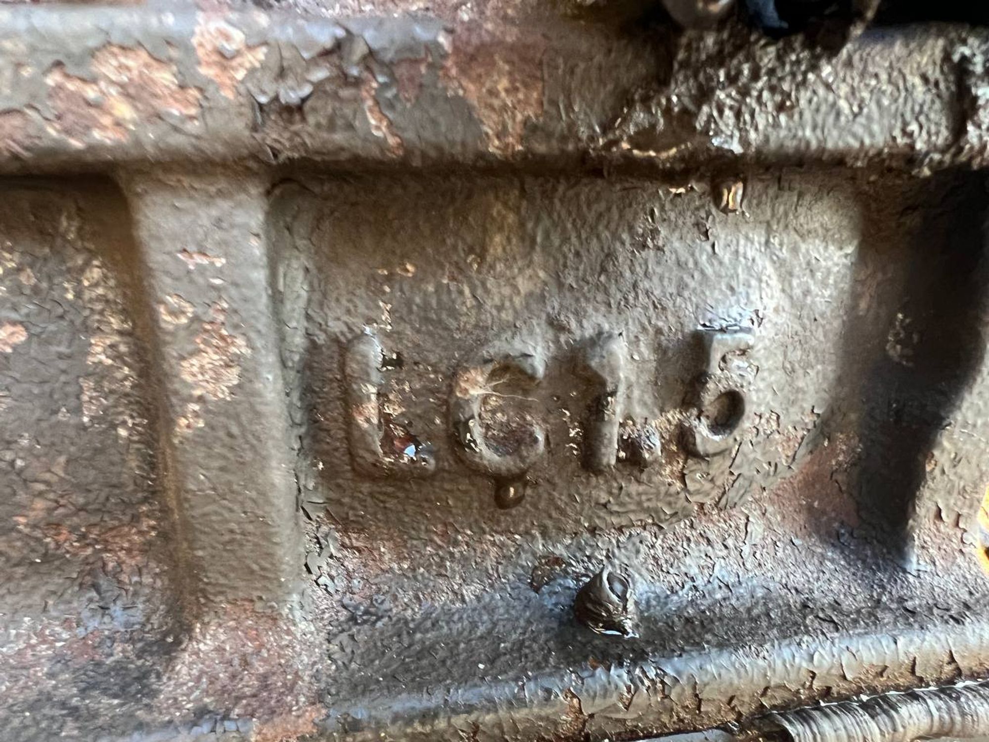 https://ycs.partsauto.market/partsauto-images/thmbs/userImages/7cfef6f3f711b4301ce5946b404c3455/part/df6328b7-950b-46ae-b8f9-7428d049b522_1735401860631.jpg