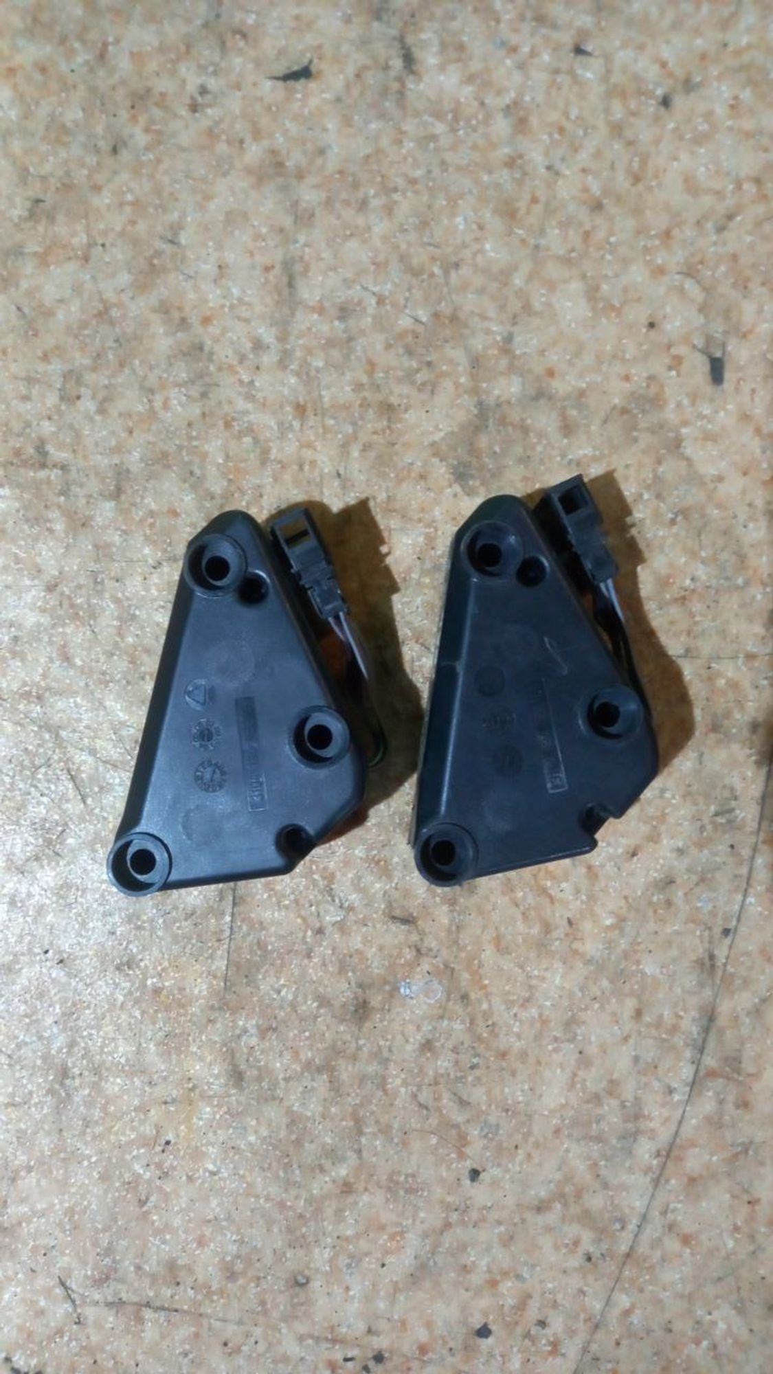 https://ycs.partsauto.market/partsauto-images/thmbs/userImages/7cfef6f3f711b4301ce5946b404c3455/part/e4fa80f4-9329-48cb-955b-dc953bfe5c5d_1715342384412.jpg