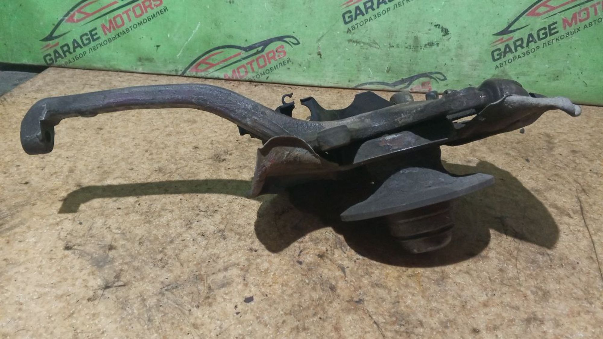 https://ycs.partsauto.market/partsauto-images/thmbs/userImages/7cfef6f3f711b4301ce5946b404c3455/part/e5dd99a9-3b59-4ce3-b956-07f7f2c5b1a9_1734695492730.jpg