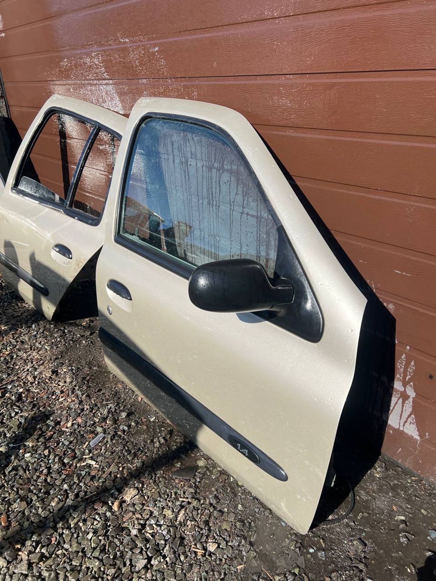 https://ycs.partsauto.market/partsauto-images/thmbs/userImages/7cfef6f3f711b4301ce5946b404c3455/part/e9b183c1-da15-439c-97ae-542a29f62b81_1742899792059.jpg