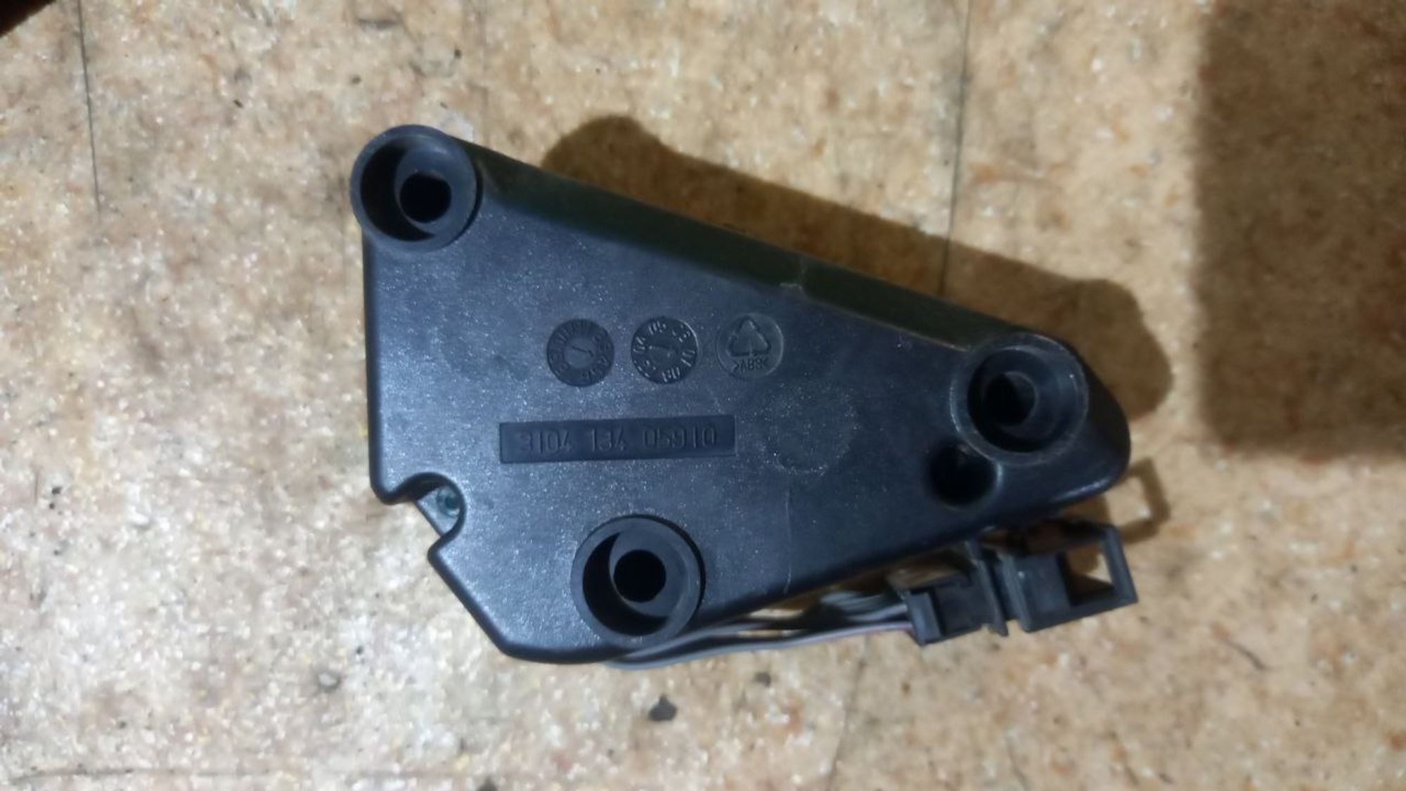 https://ycs.partsauto.market/partsauto-images/thmbs/userImages/7cfef6f3f711b4301ce5946b404c3455/part/ee29cee5-a4f4-422c-b6c4-4c4de5e7c87e_1715342385724.jpg