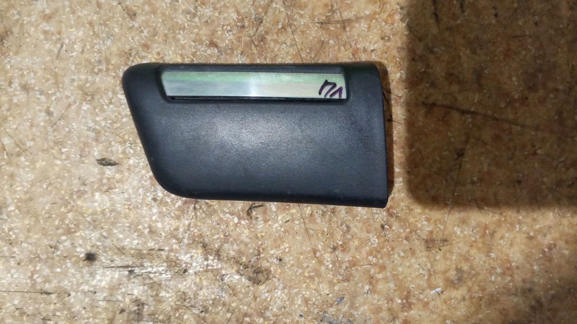 https://ycs.partsauto.market/partsauto-images/thmbs/userImages/7cfef6f3f711b4301ce5946b404c3455/part/ef663f06-de31-416b-99e4-6aca6ee5fd19_1737529424612.jpg