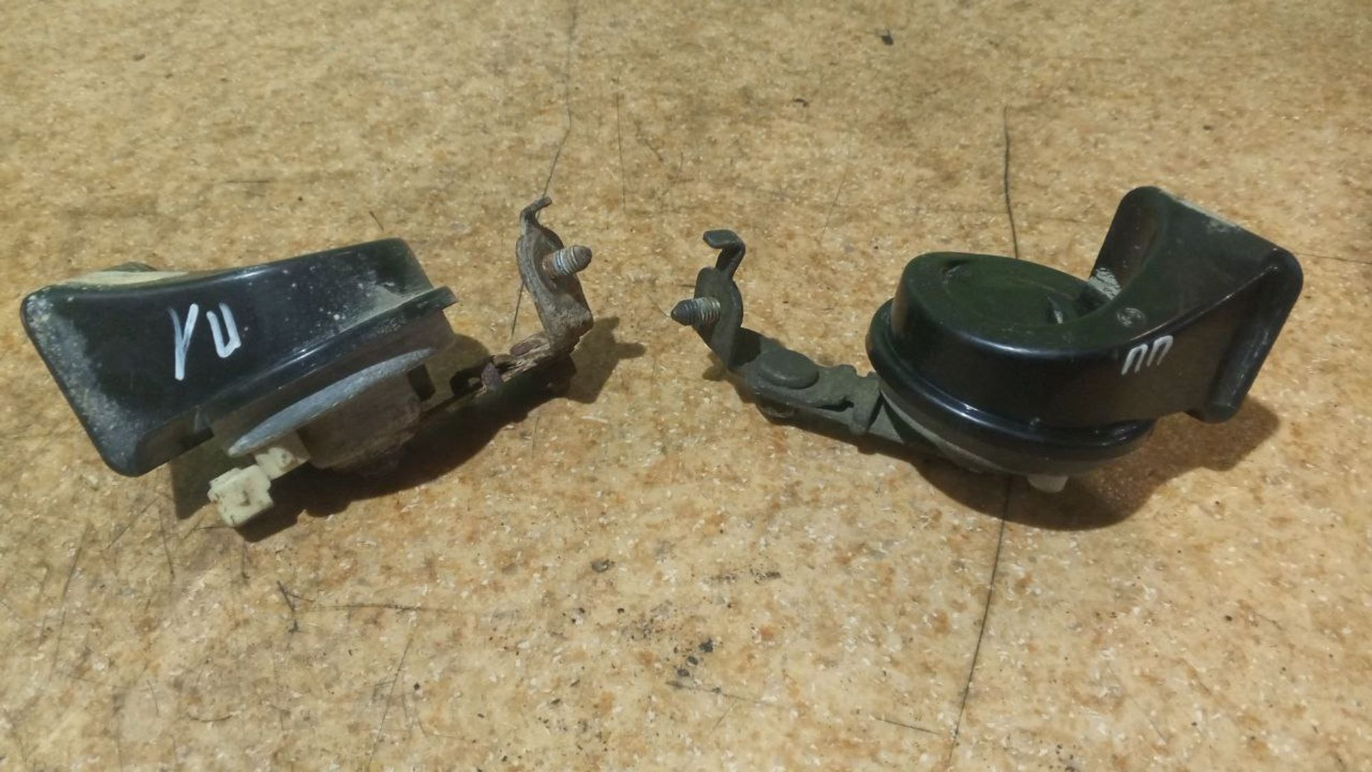 https://ycs.partsauto.market/partsauto-images/thmbs/userImages/7cfef6f3f711b4301ce5946b404c3455/part/efb4a251-fd52-4018-9a99-3a286c9dc65d_1738511172969.jpg