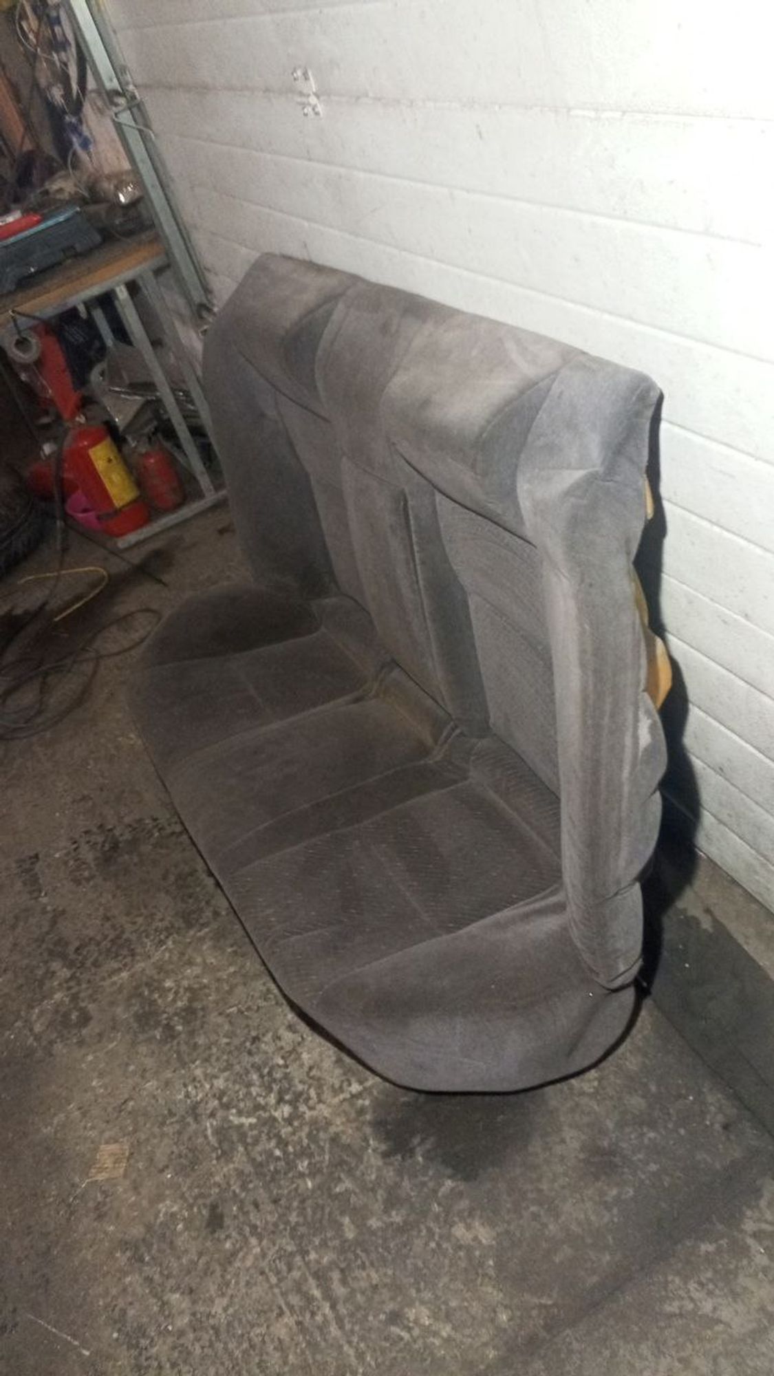 https://ycs.partsauto.market/partsauto-images/thmbs/userImages/7cfef6f3f711b4301ce5946b404c3455/part/f70add17-d72e-4012-8bf4-f11d65f49d0d_1739207968230.jpg