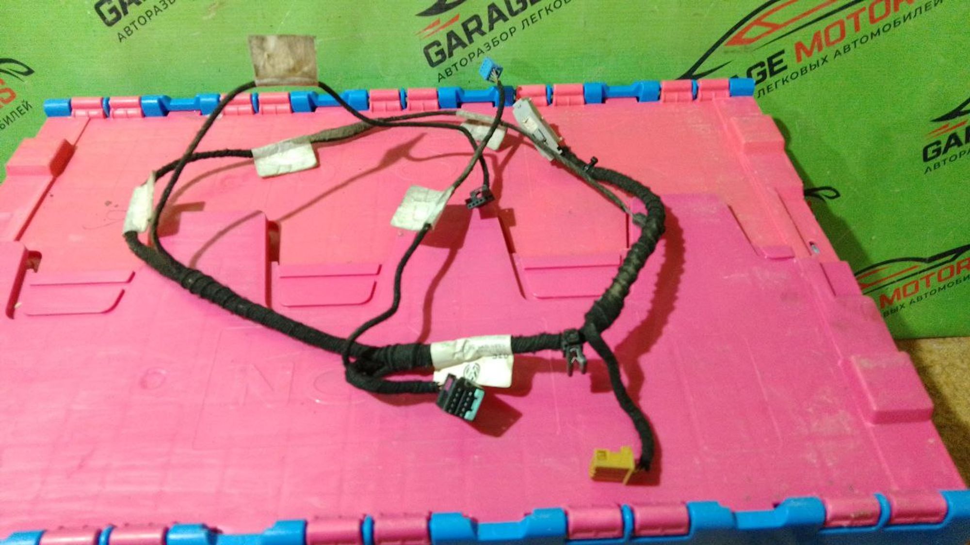https://ycs.partsauto.market/partsauto-images/thmbs/userImages/7cfef6f3f711b4301ce5946b404c3455/part/f7844f79-d9c5-4ca0-baae-7f98a821c40f_1712062206006.jpg