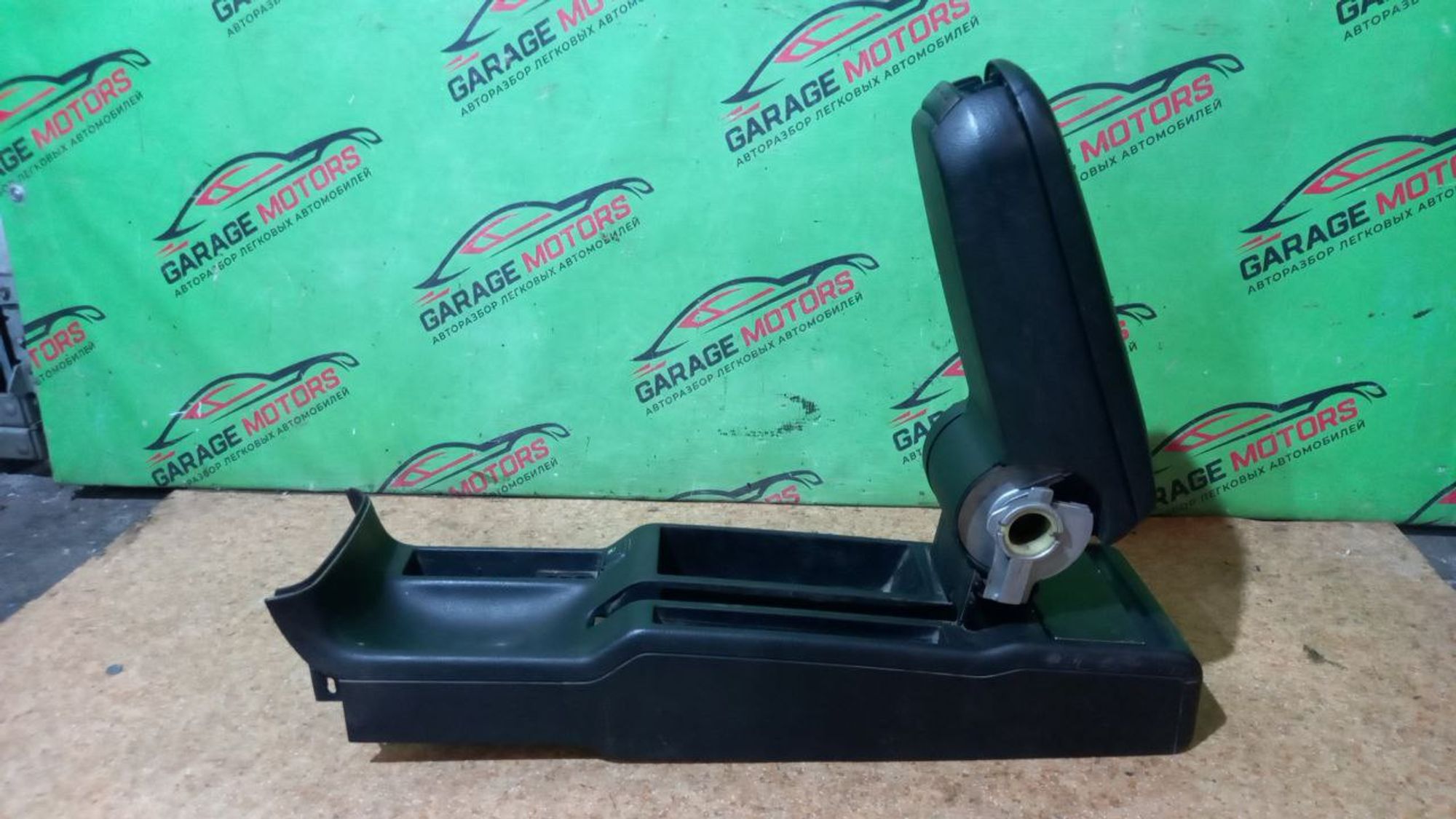 https://ycs.partsauto.market/partsauto-images/thmbs/userImages/7cfef6f3f711b4301ce5946b404c3455/part/fbbacb6e-331c-459d-93df-1f1454f77c51_1706773862571.jpg