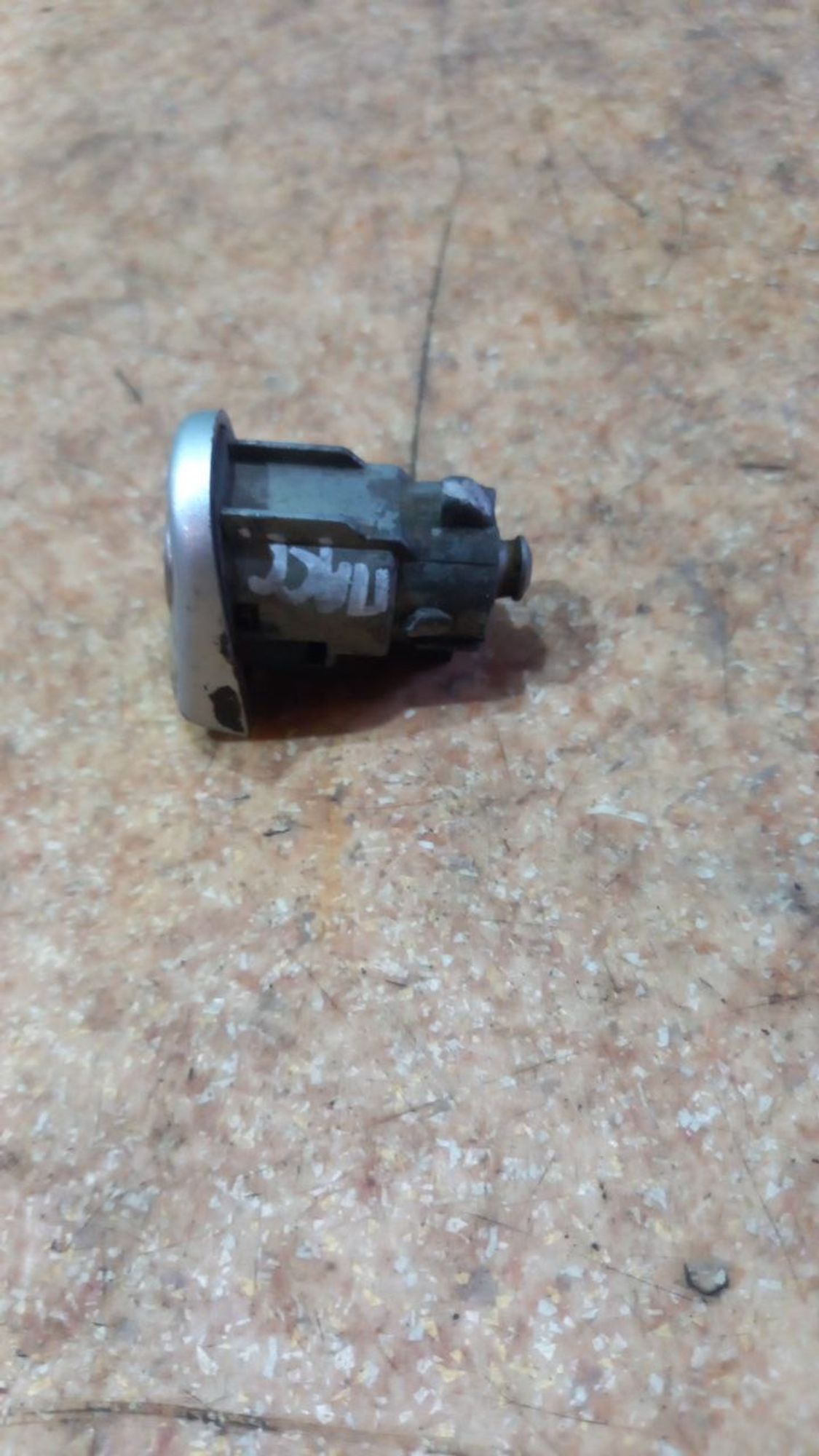 https://ycs.partsauto.market/partsauto-images/thmbs/userImages/7cfef6f3f711b4301ce5946b404c3455/part/fcde20d7-e560-4ece-9d41-ec9ebb83598c_1720110992291.jpg