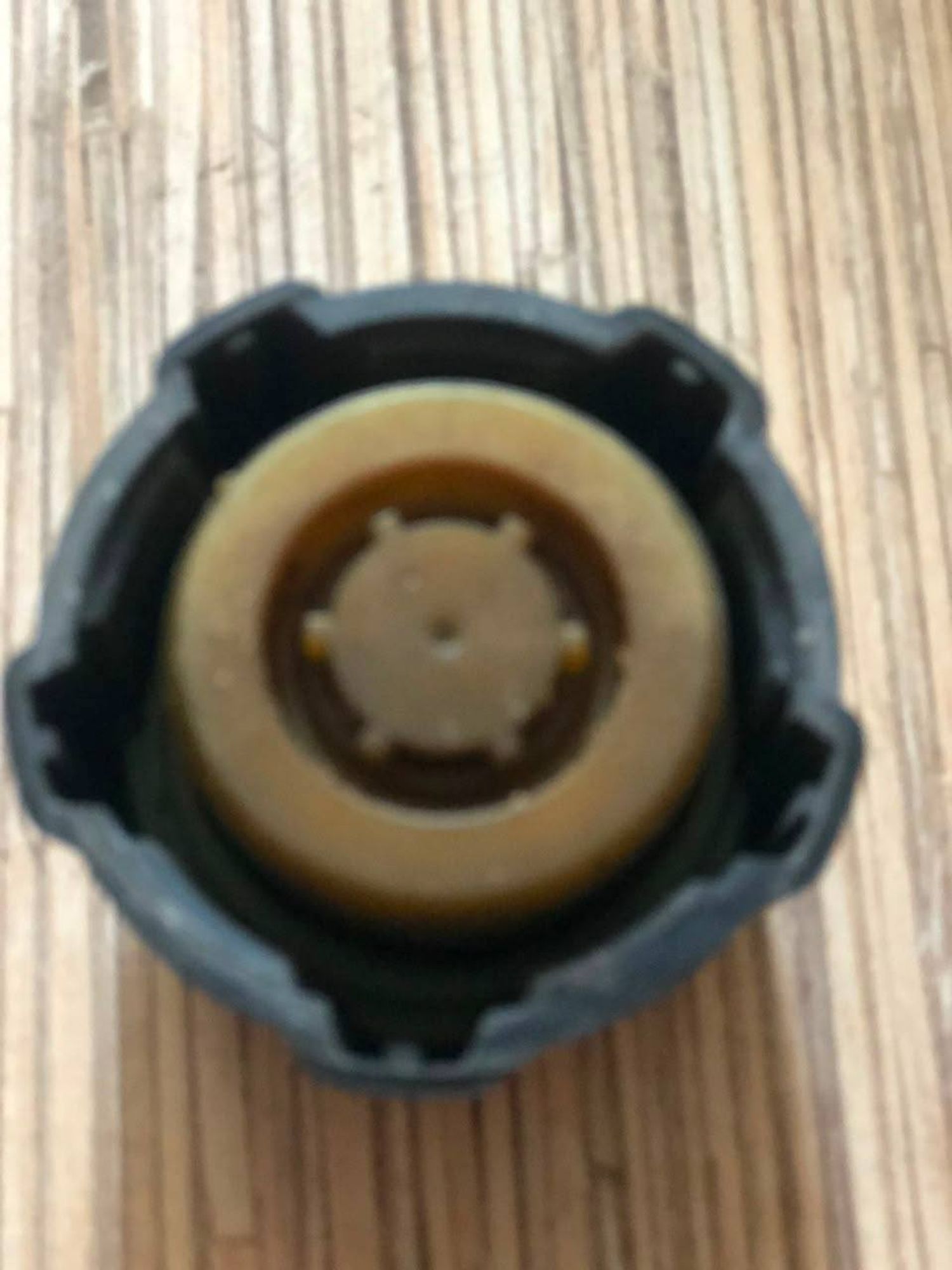 https://ycs.partsauto.market/partsauto-images/thmbs/userImages/7cfef6f3f711b4301ce5946b404c3455/part/fd4eabdf-7366-42f0-b139-a6c0f5fc650f_1786397476759.jpg