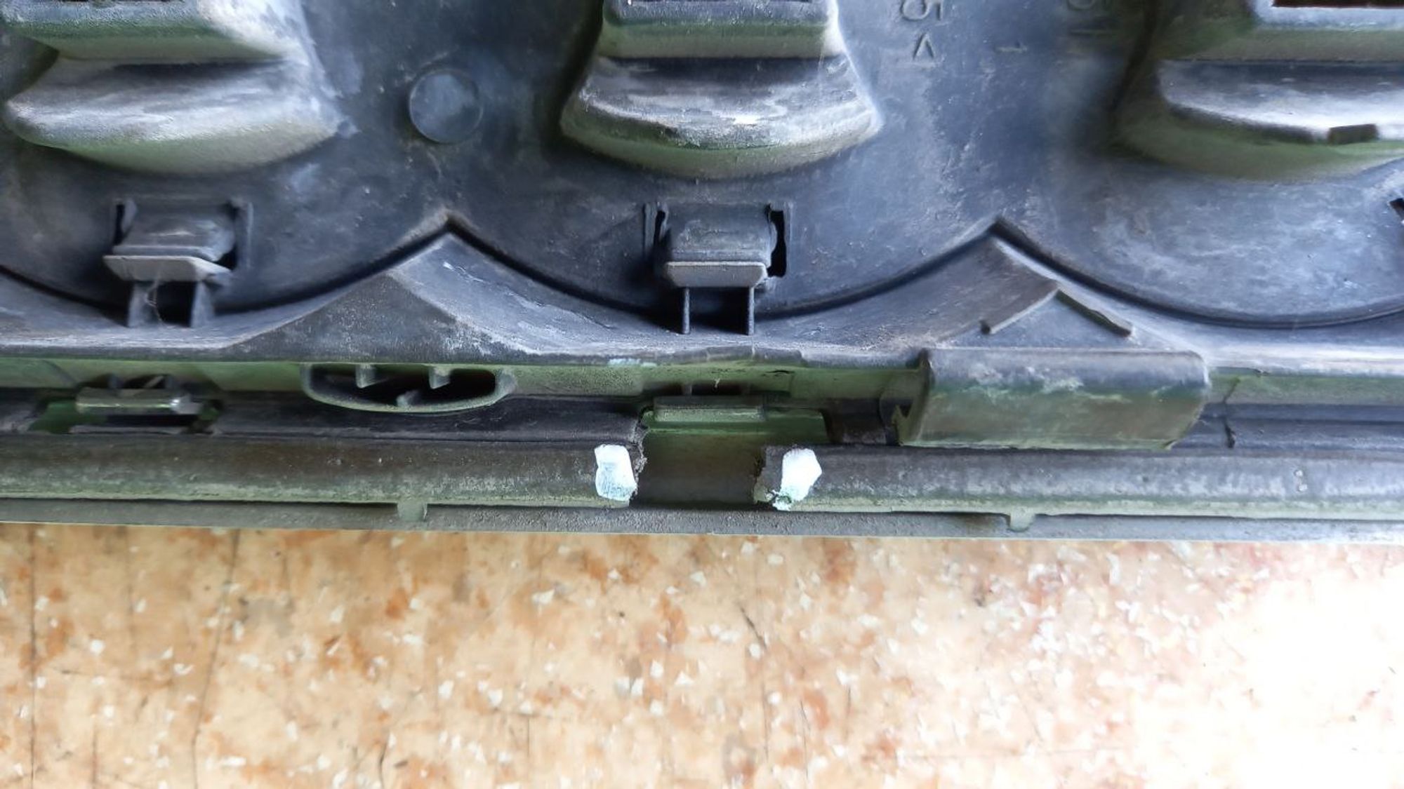 https://ycs.partsauto.market/partsauto-images/thmbs/userImages/7cfef6f3f711b4301ce5946b404c3455/part/ffe4f3b3-dce4-4e34-9d37-220099175ab7_1713267876255.jpg