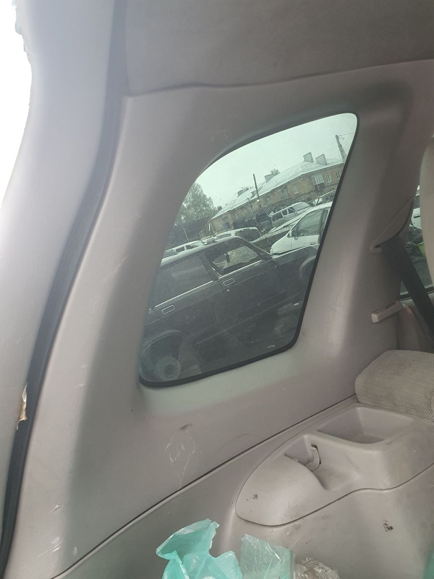 https://ycs.partsauto.market/partsauto-images/thmbs/userImages/7ed63c96fe685f431889ec34ef8f13b8/part/00c0860e-6603-4efb-80f6-1b5fa14f0425_1779355719867.jpg