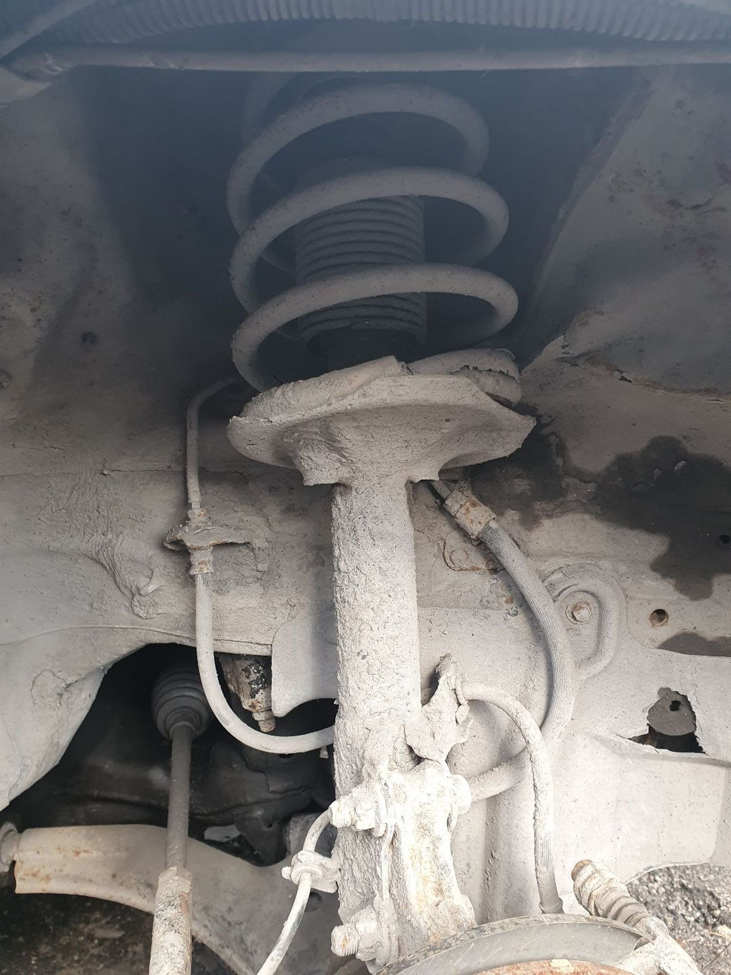https://ycs.partsauto.market/partsauto-images/thmbs/userImages/7ed63c96fe685f431889ec34ef8f13b8/part/010c8a62-ba62-42ec-b5cd-3aa1cbc124a1_1778577676576.jpg