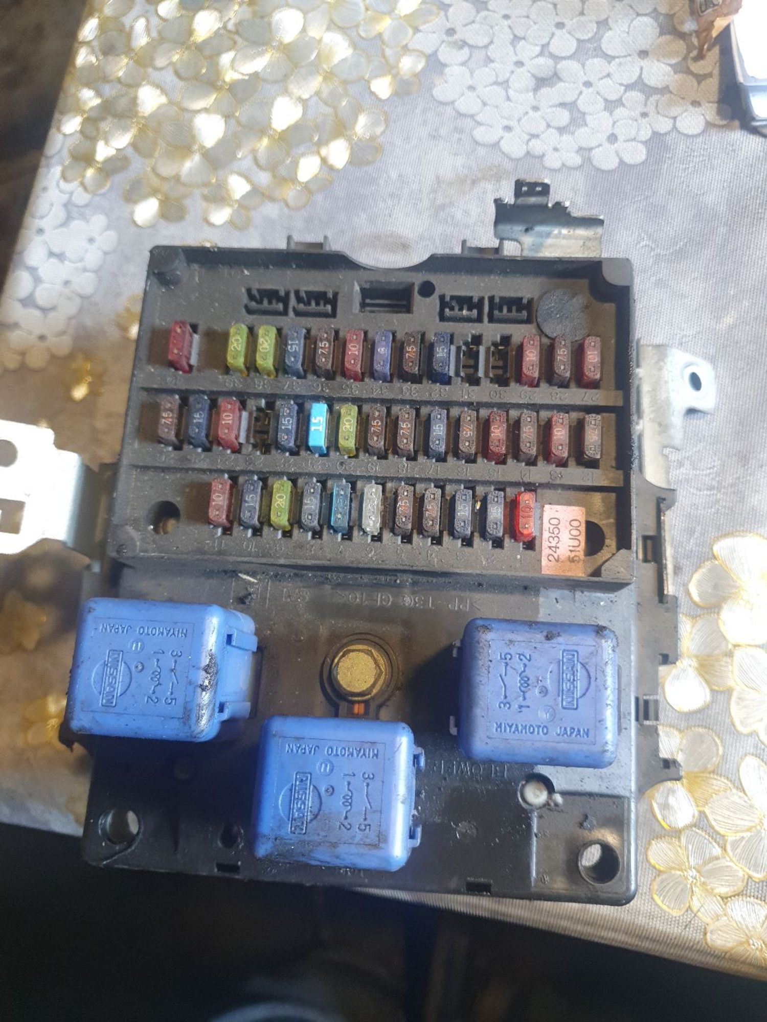 https://ycs.partsauto.market/partsauto-images/thmbs/userImages/7ed63c96fe685f431889ec34ef8f13b8/part/0198dd17-532c-4905-b677-e1c699e73205_1785650546133.jpg
