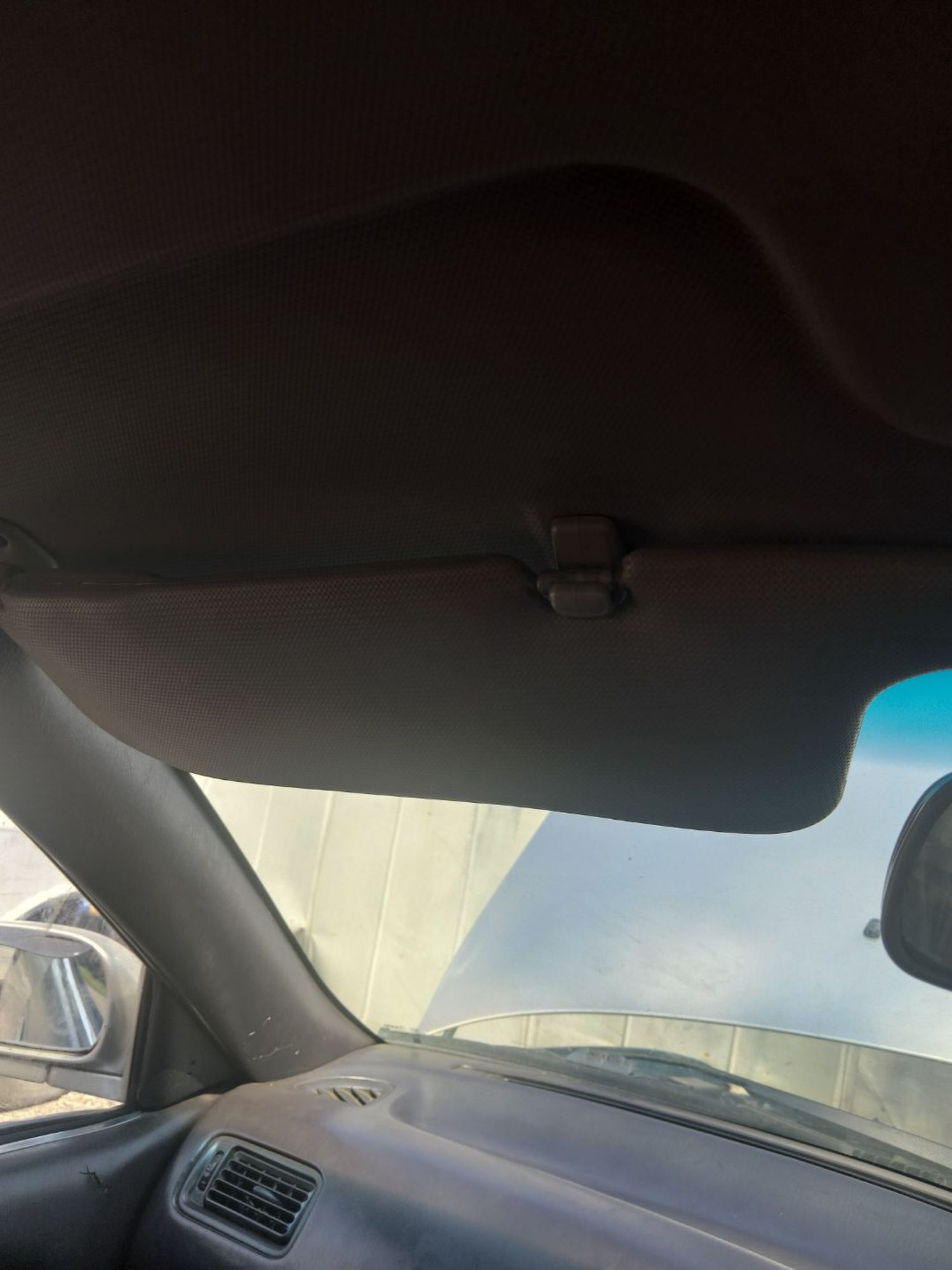https://ycs.partsauto.market/partsauto-images/thmbs/userImages/7ed63c96fe685f431889ec34ef8f13b8/part/03252db1-49c8-41b7-9273-a343e57642e3_1784184635563.jpg