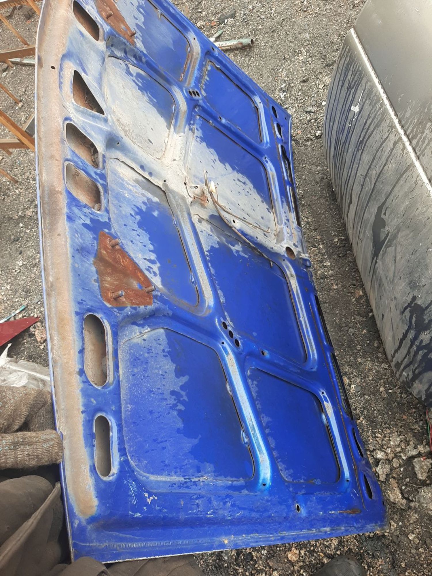 https://ycs.partsauto.market/partsauto-images/thmbs/userImages/7ed63c96fe685f431889ec34ef8f13b8/part/0568d409-1ed1-4107-b09f-b47e84a25b19_1777266550642.jpg