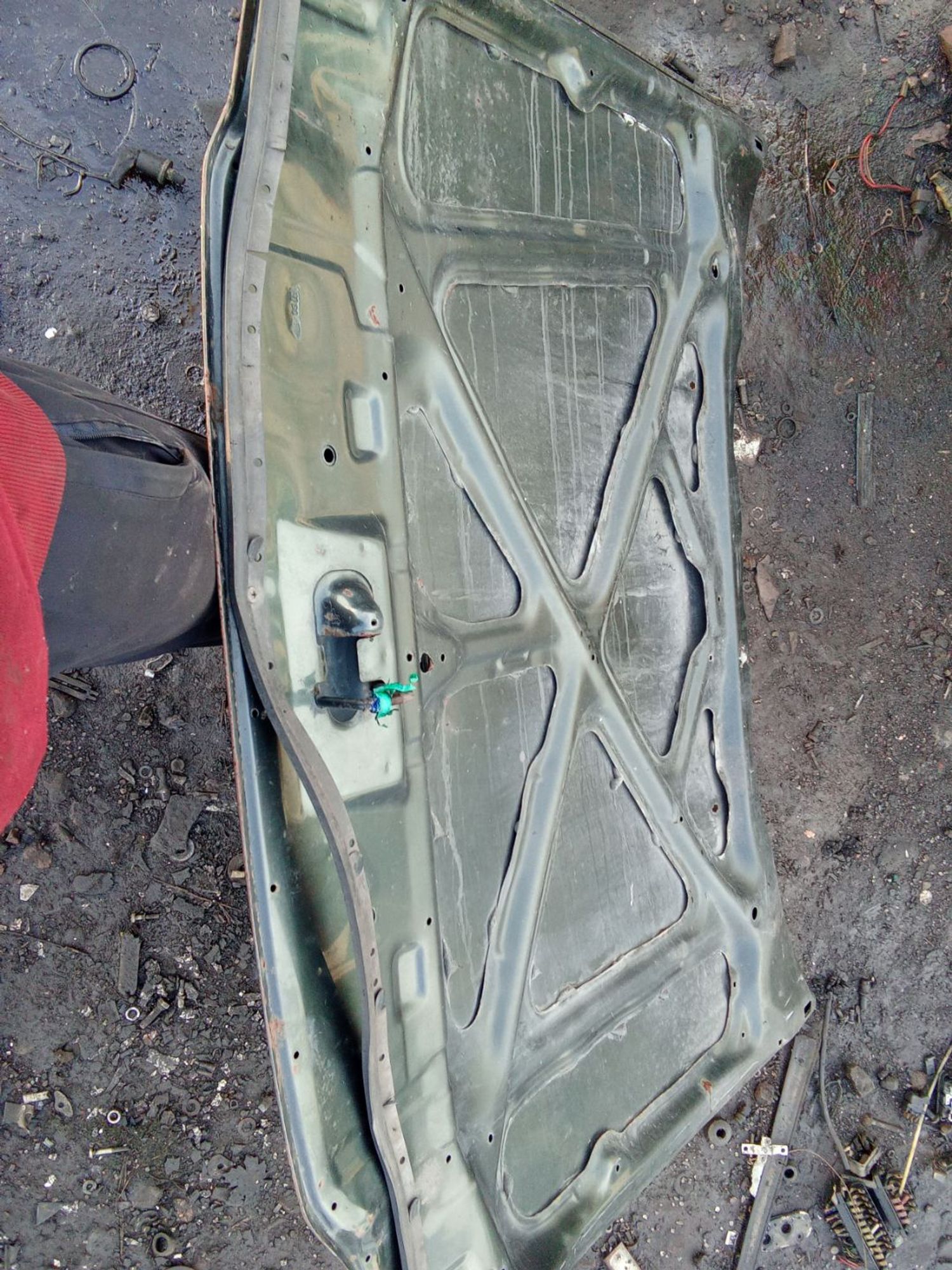 https://ycs.partsauto.market/partsauto-images/thmbs/userImages/7ed63c96fe685f431889ec34ef8f13b8/part/058339dd-97f2-4e5c-8f67-980987d3d4fd_1784380342138.jpg