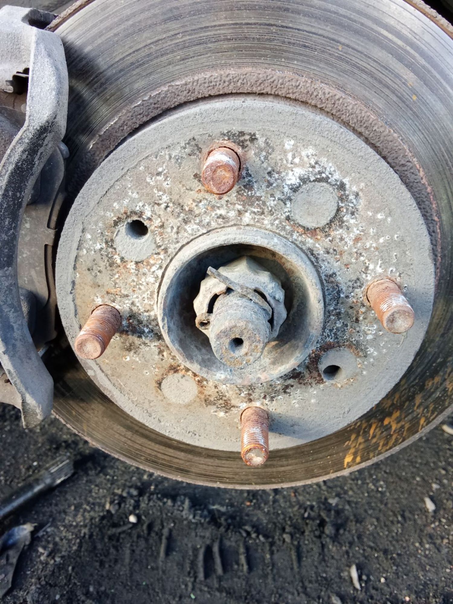 https://ycs.partsauto.market/partsauto-images/thmbs/userImages/7ed63c96fe685f431889ec34ef8f13b8/part/0634a075-37fe-452a-8c9e-90fab6251e48_1780402361226.jpg
