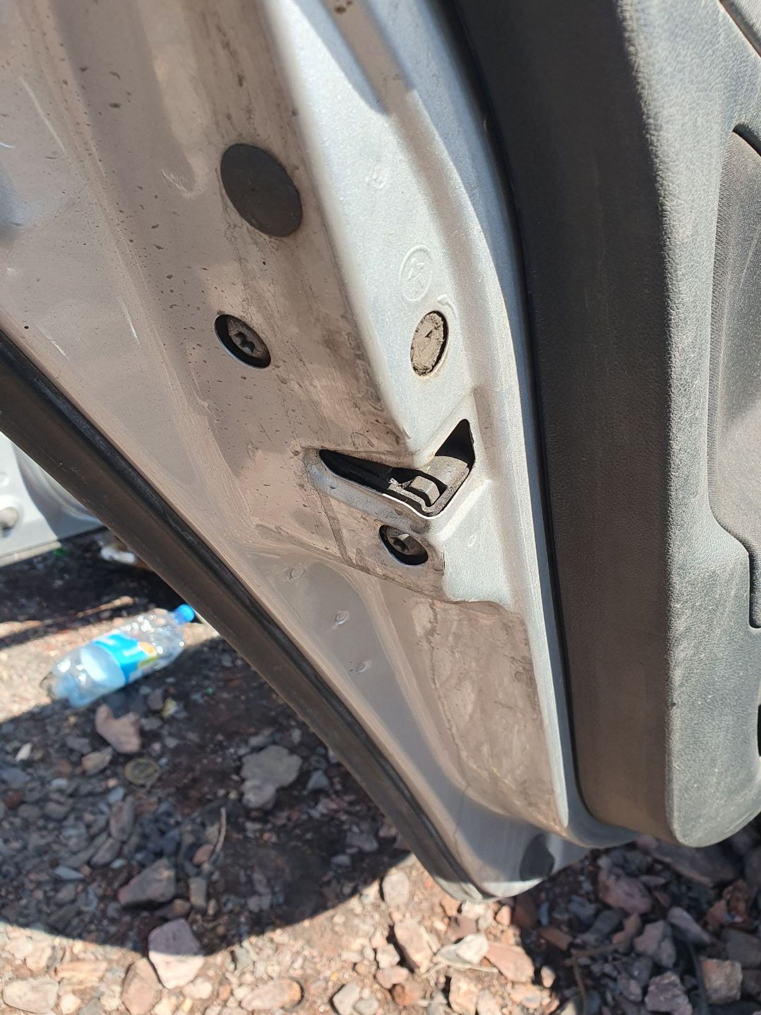 https://ycs.partsauto.market/partsauto-images/thmbs/userImages/7ed63c96fe685f431889ec34ef8f13b8/part/07c63290-e191-4170-a467-05c94808b754_1779168438323.jpg
