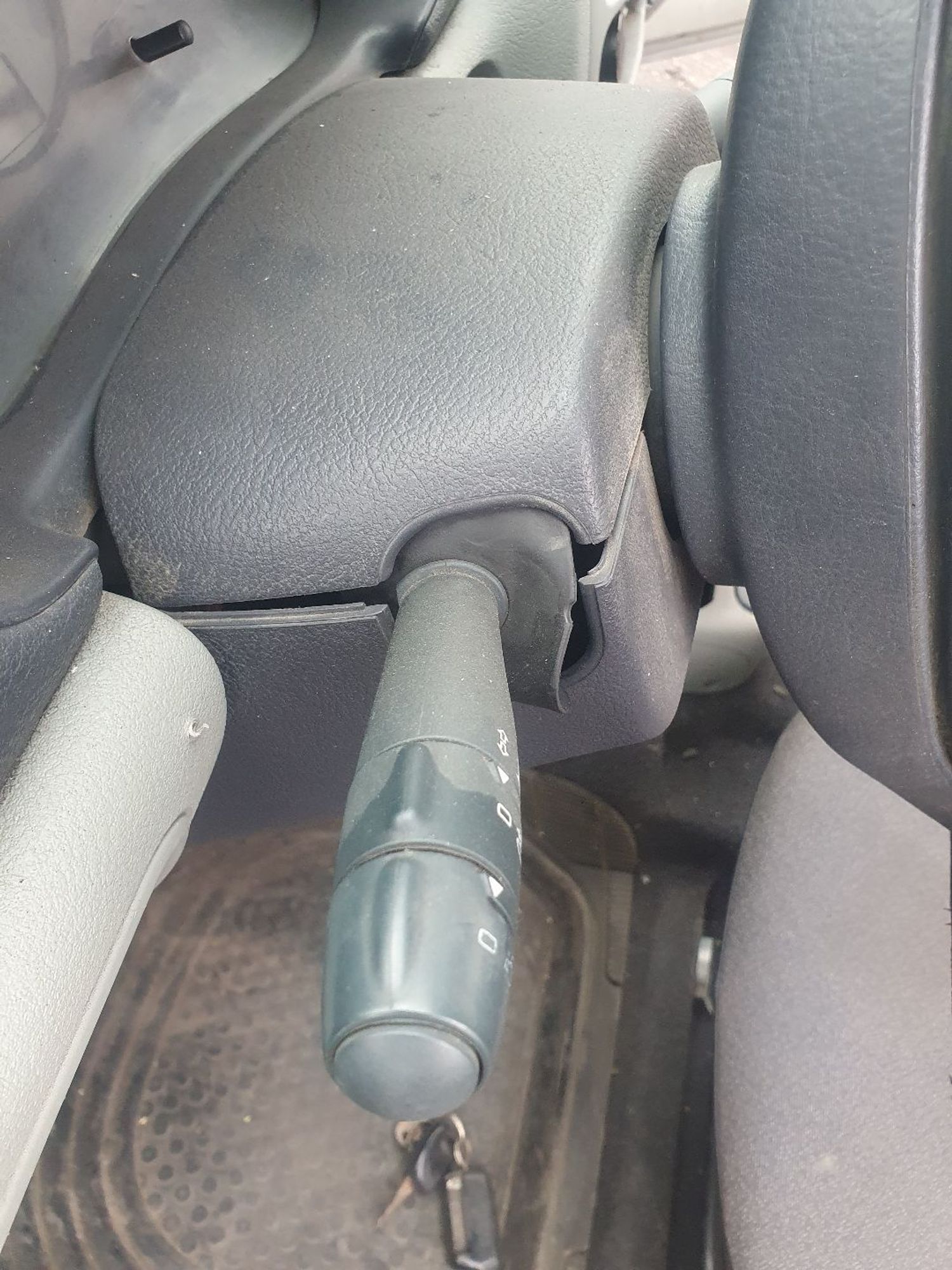 https://ycs.partsauto.market/partsauto-images/thmbs/userImages/7ed63c96fe685f431889ec34ef8f13b8/part/08a1159b-89c7-4c7d-9215-ebe1025c8a40_1786336298743.jpg