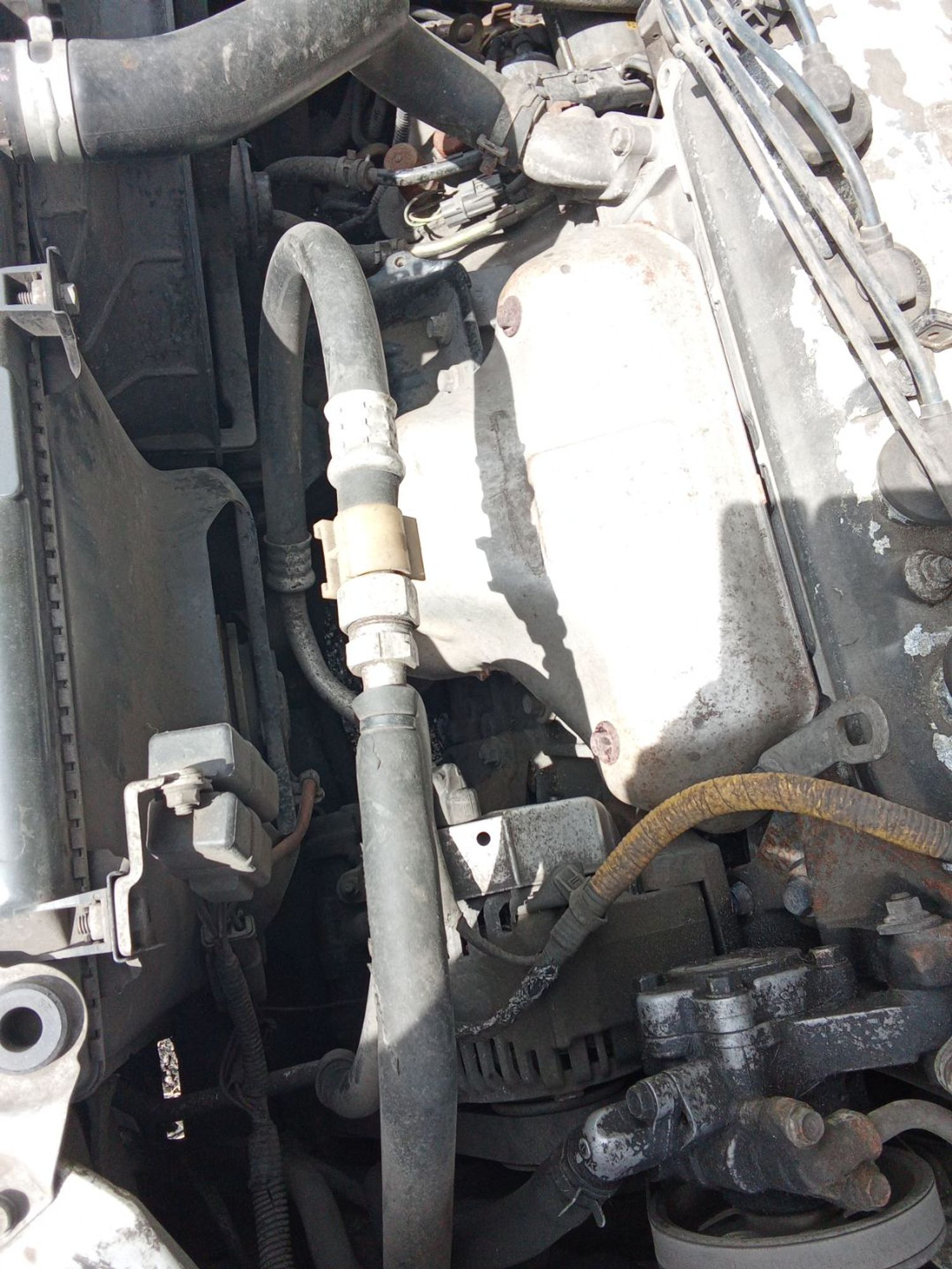 https://ycs.partsauto.market/partsauto-images/thmbs/userImages/7ed63c96fe685f431889ec34ef8f13b8/part/0a2596fd-77bb-4e99-a820-cc912b088d83_1777699760173.jpg