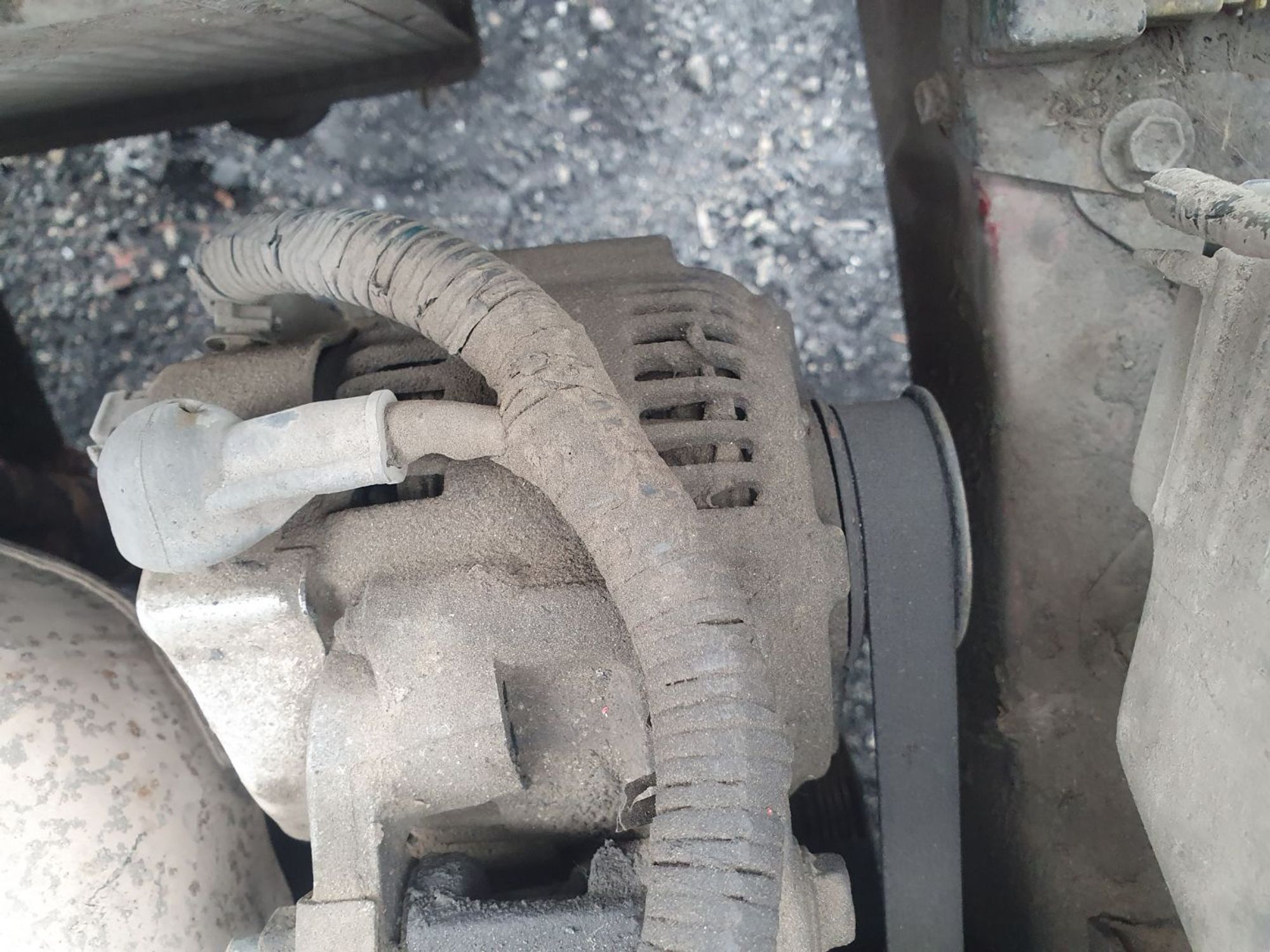 https://ycs.partsauto.market/partsauto-images/thmbs/userImages/7ed63c96fe685f431889ec34ef8f13b8/part/0ab6c814-439a-41bb-aa8c-ab258f03015e_1779353182518.jpg