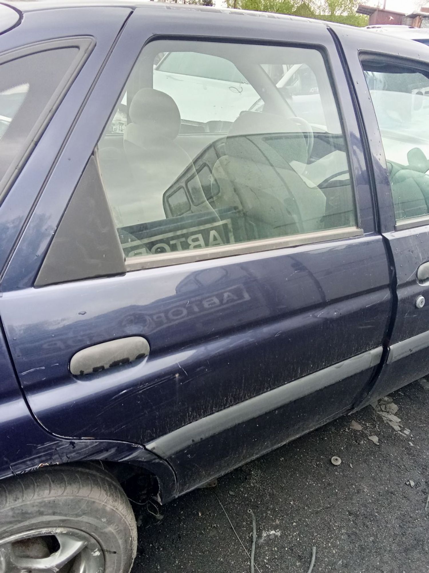 https://ycs.partsauto.market/partsauto-images/thmbs/userImages/7ed63c96fe685f431889ec34ef8f13b8/part/0ac23900-83ad-4b7d-87a9-b1c8f312d60a_1779006190099.jpg
