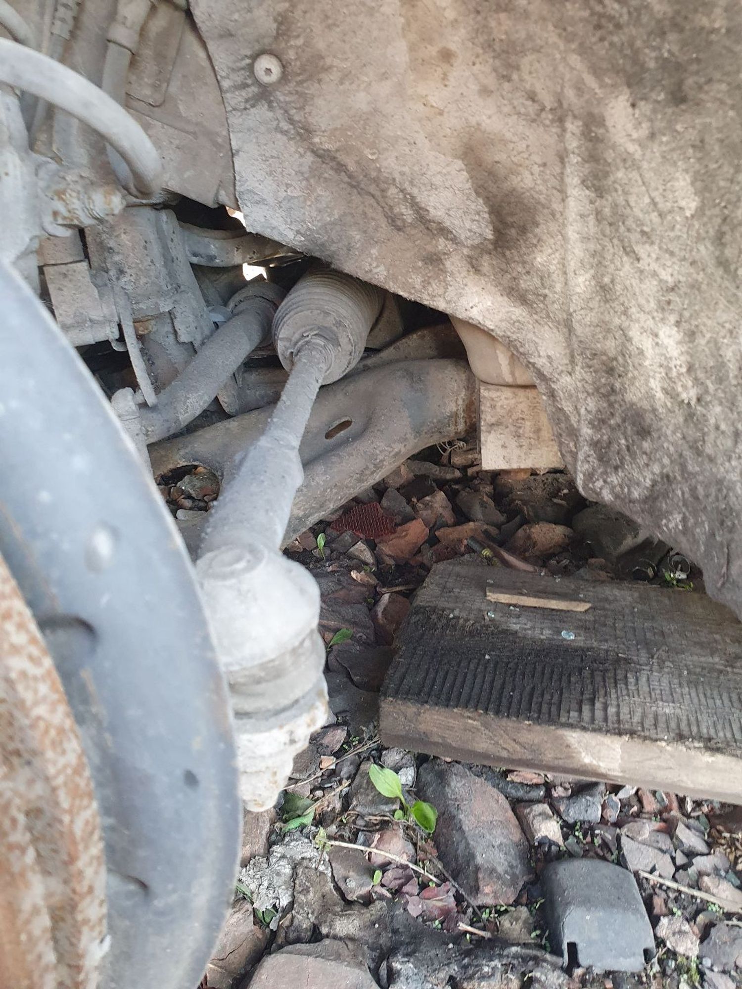 https://ycs.partsauto.market/partsauto-images/thmbs/userImages/7ed63c96fe685f431889ec34ef8f13b8/part/0c03b853-4834-4c8e-bc2d-c78d39fa297d_1779167685202.jpg