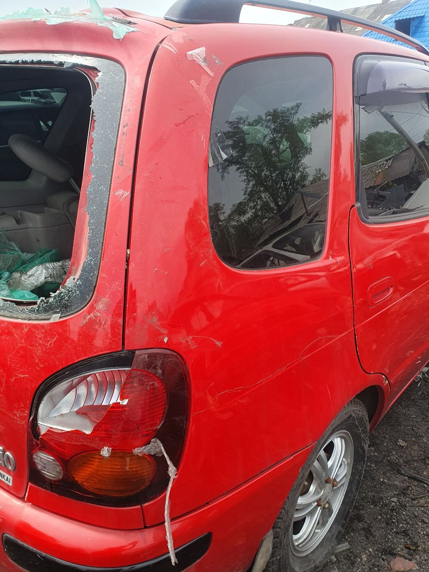 https://ycs.partsauto.market/partsauto-images/thmbs/userImages/7ed63c96fe685f431889ec34ef8f13b8/part/0c72d3a1-5a17-406a-9cb7-7f77ceedc1e0_1779346216255.jpg
