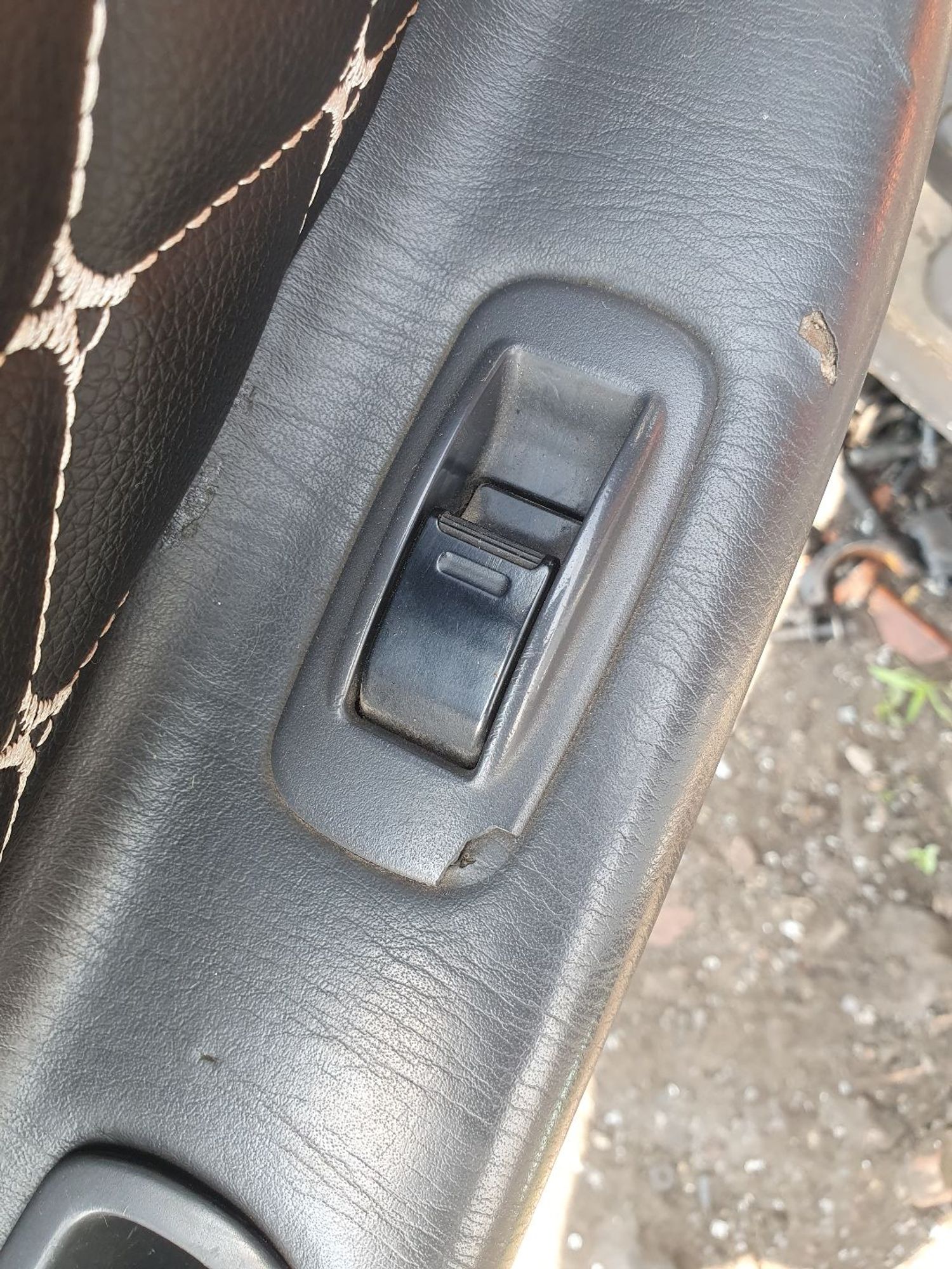 https://ycs.partsauto.market/partsauto-images/thmbs/userImages/7ed63c96fe685f431889ec34ef8f13b8/part/0cdec3fa-c475-4ecd-b323-9f545f938116_1782111766584.jpg