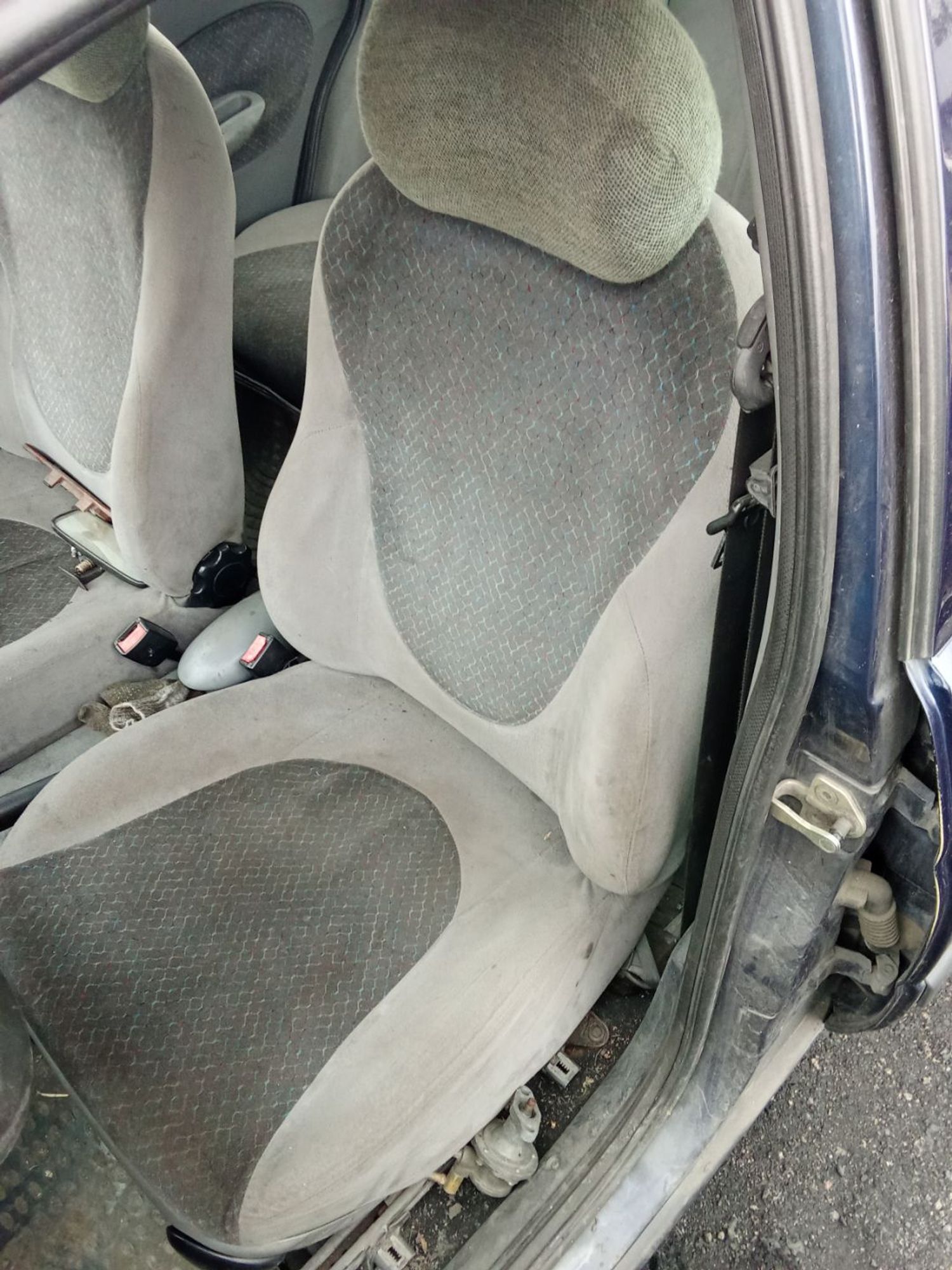 https://ycs.partsauto.market/partsauto-images/thmbs/userImages/7ed63c96fe685f431889ec34ef8f13b8/part/0e99be46-cfb1-41b2-a583-149875843bfc_1779010322613.jpg