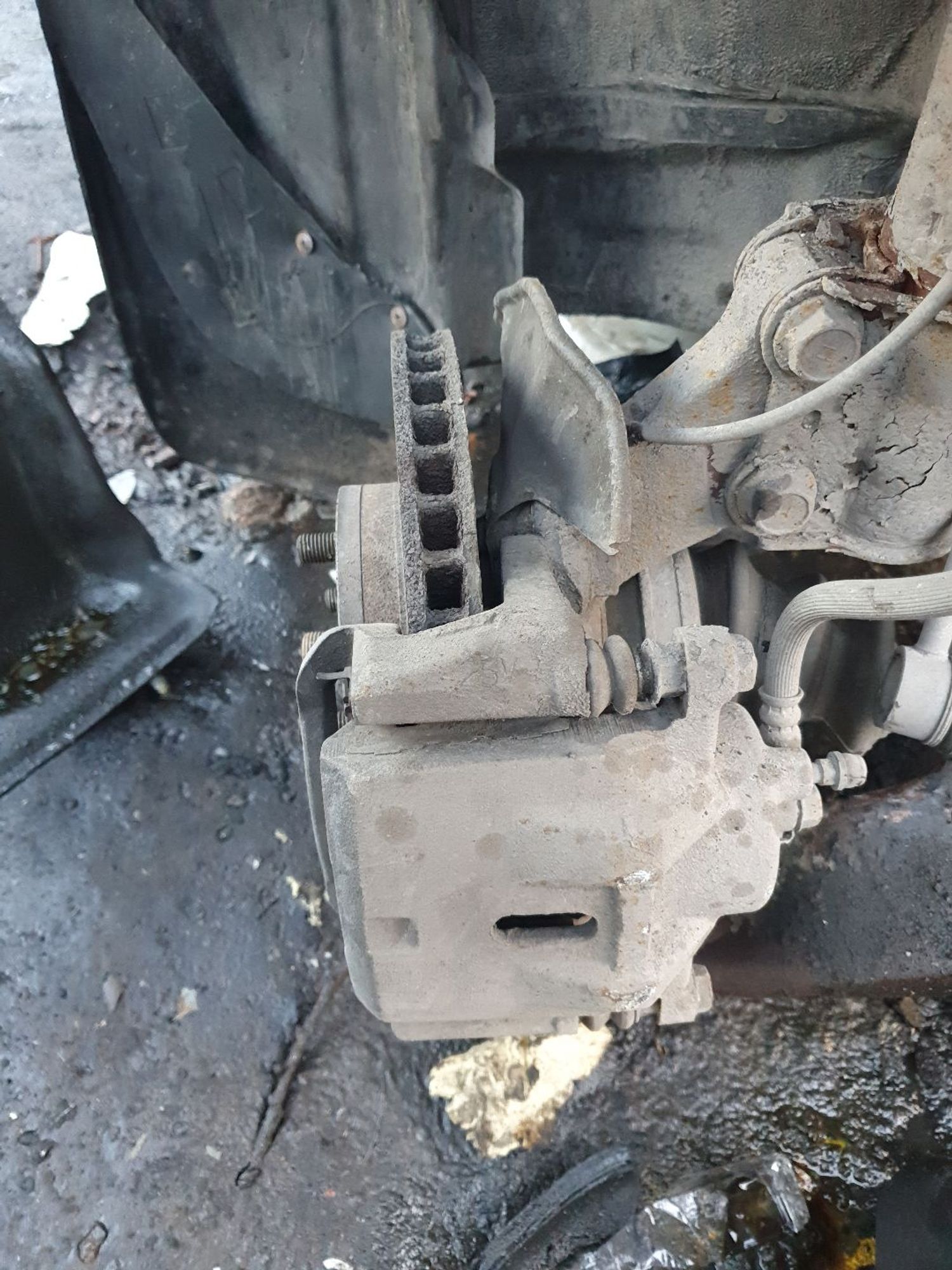 https://ycs.partsauto.market/partsauto-images/thmbs/userImages/7ed63c96fe685f431889ec34ef8f13b8/part/0f261ee9-9a09-44da-b803-ffc797d2bcb8_1774699944189.jpg