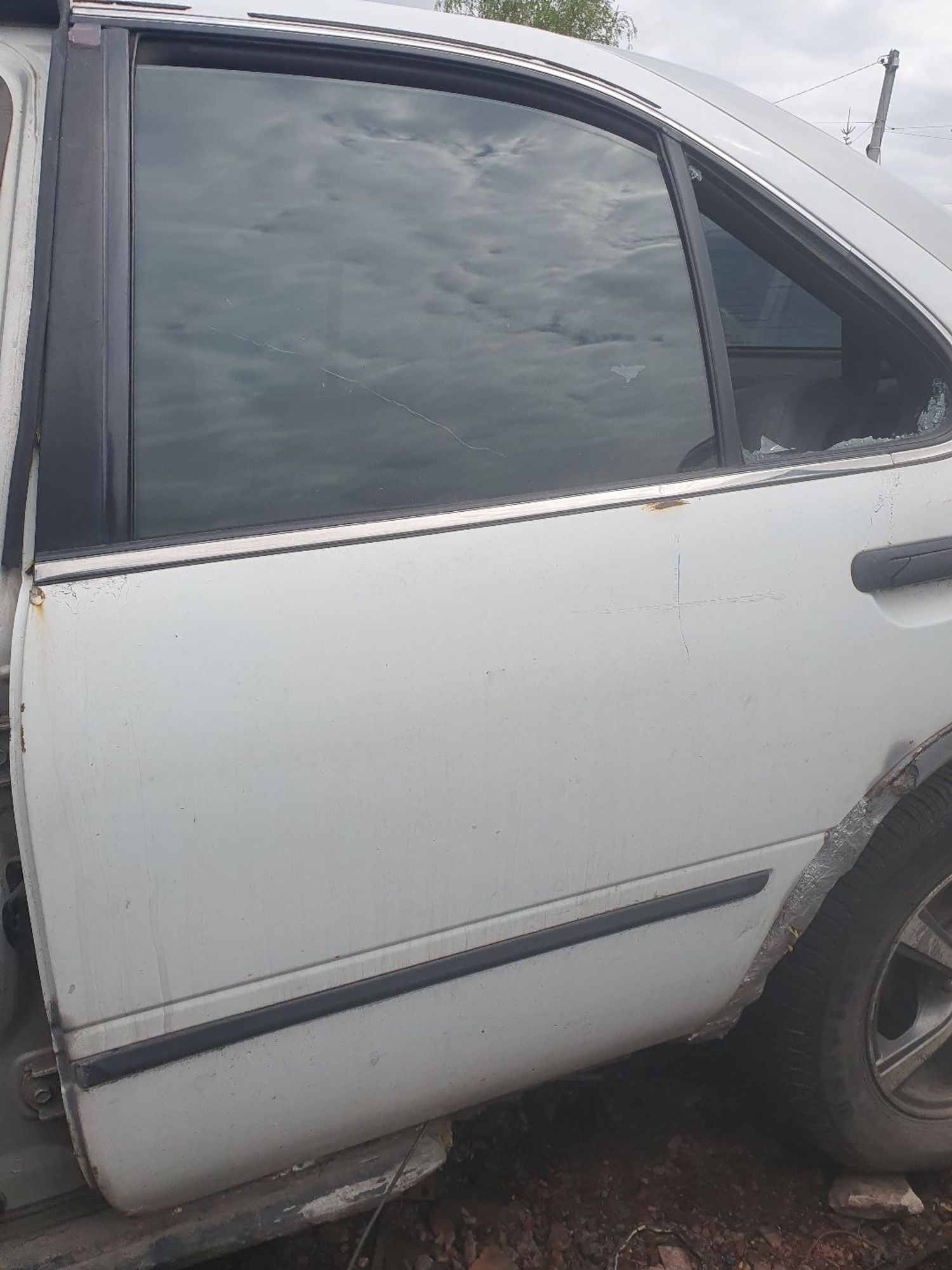 https://ycs.partsauto.market/partsauto-images/thmbs/userImages/7ed63c96fe685f431889ec34ef8f13b8/part/0f3fe888-abe5-4429-bd9f-c52c8ba029cd_1778746603610.jpg