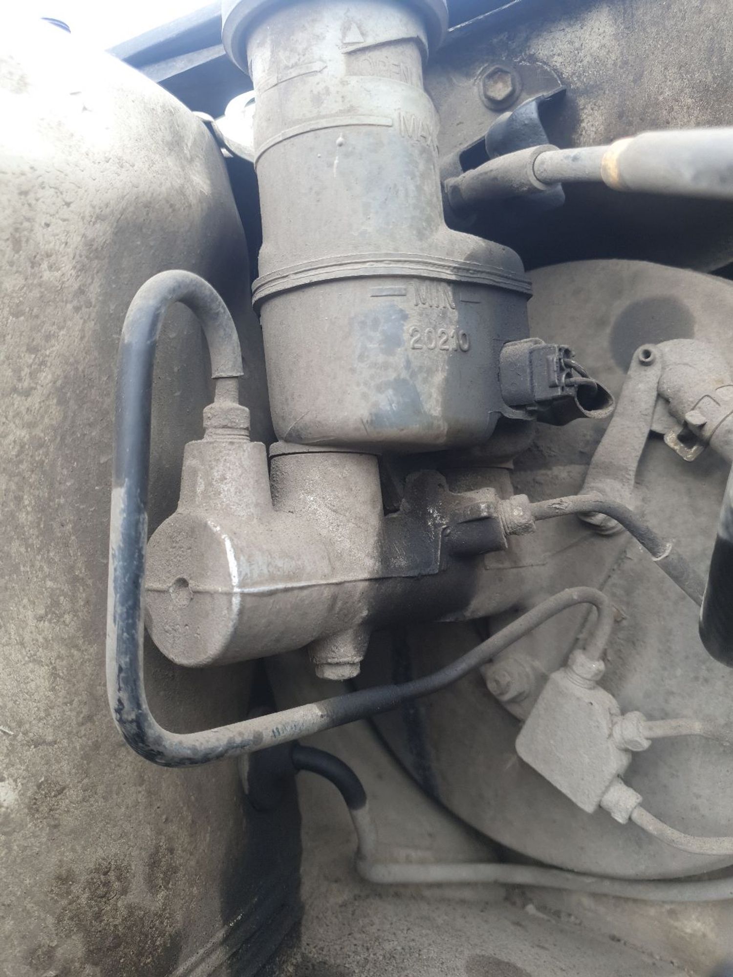 https://ycs.partsauto.market/partsauto-images/thmbs/userImages/7ed63c96fe685f431889ec34ef8f13b8/part/12158af6-2587-41b3-a138-11170e08f7ca_1778826394383.jpg