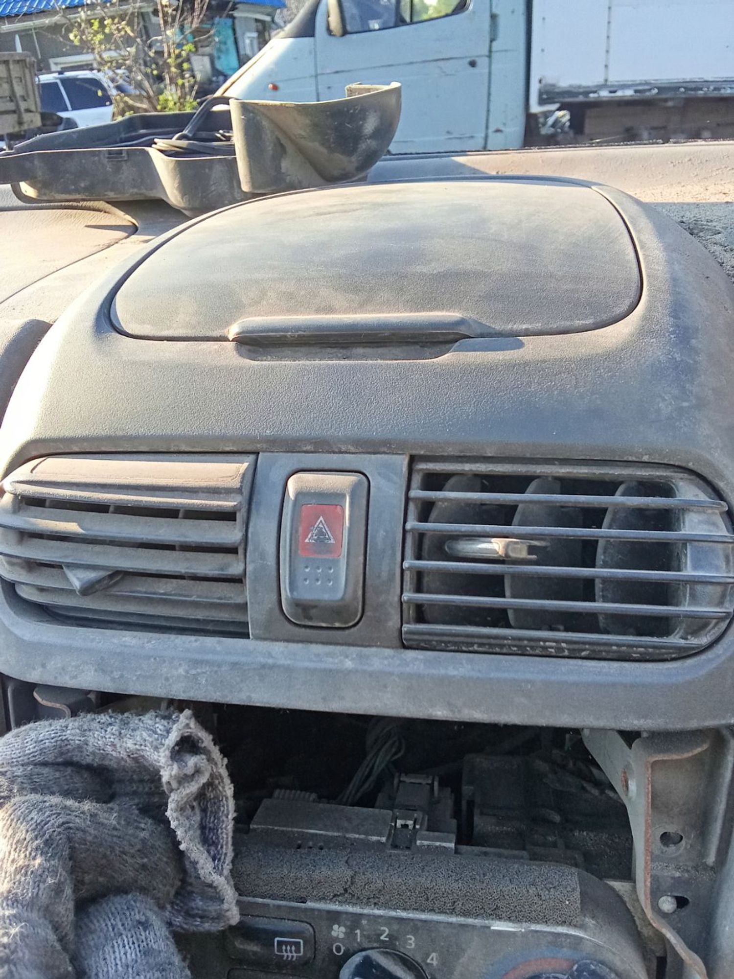 https://ycs.partsauto.market/partsauto-images/thmbs/userImages/7ed63c96fe685f431889ec34ef8f13b8/part/125f722a-4618-44a1-833e-45b8f6940c10_1780748720858.jpg