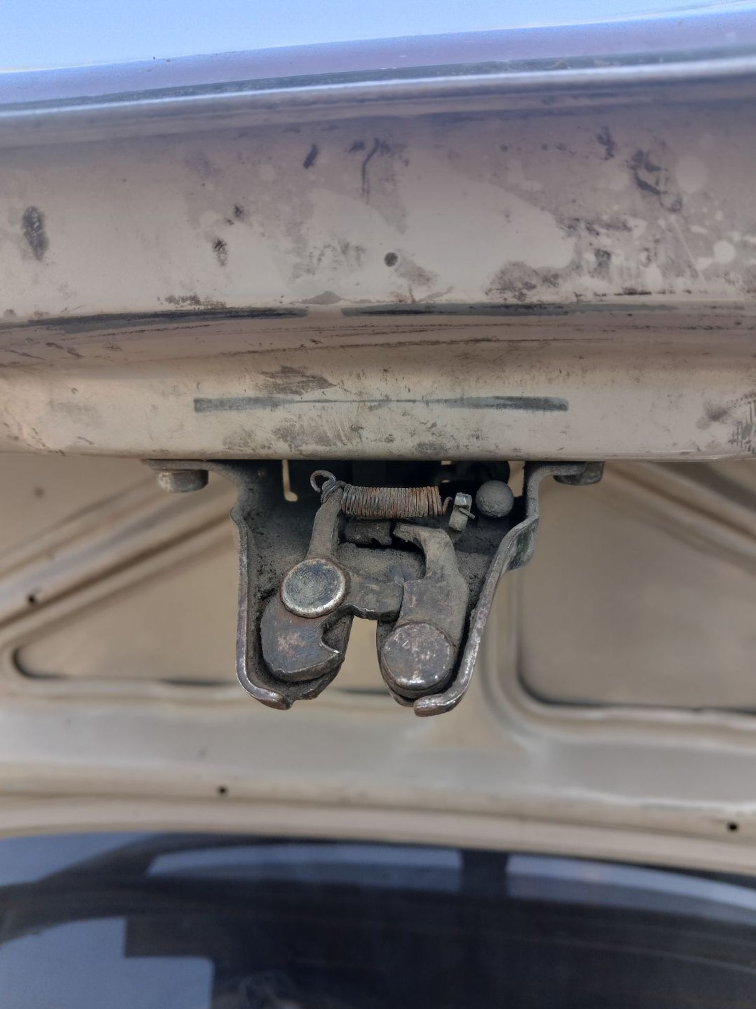 https://ycs.partsauto.market/partsauto-images/thmbs/userImages/7ed63c96fe685f431889ec34ef8f13b8/part/138f03f2-bf0c-4194-97ce-8462b1433716_1784183120243.jpg