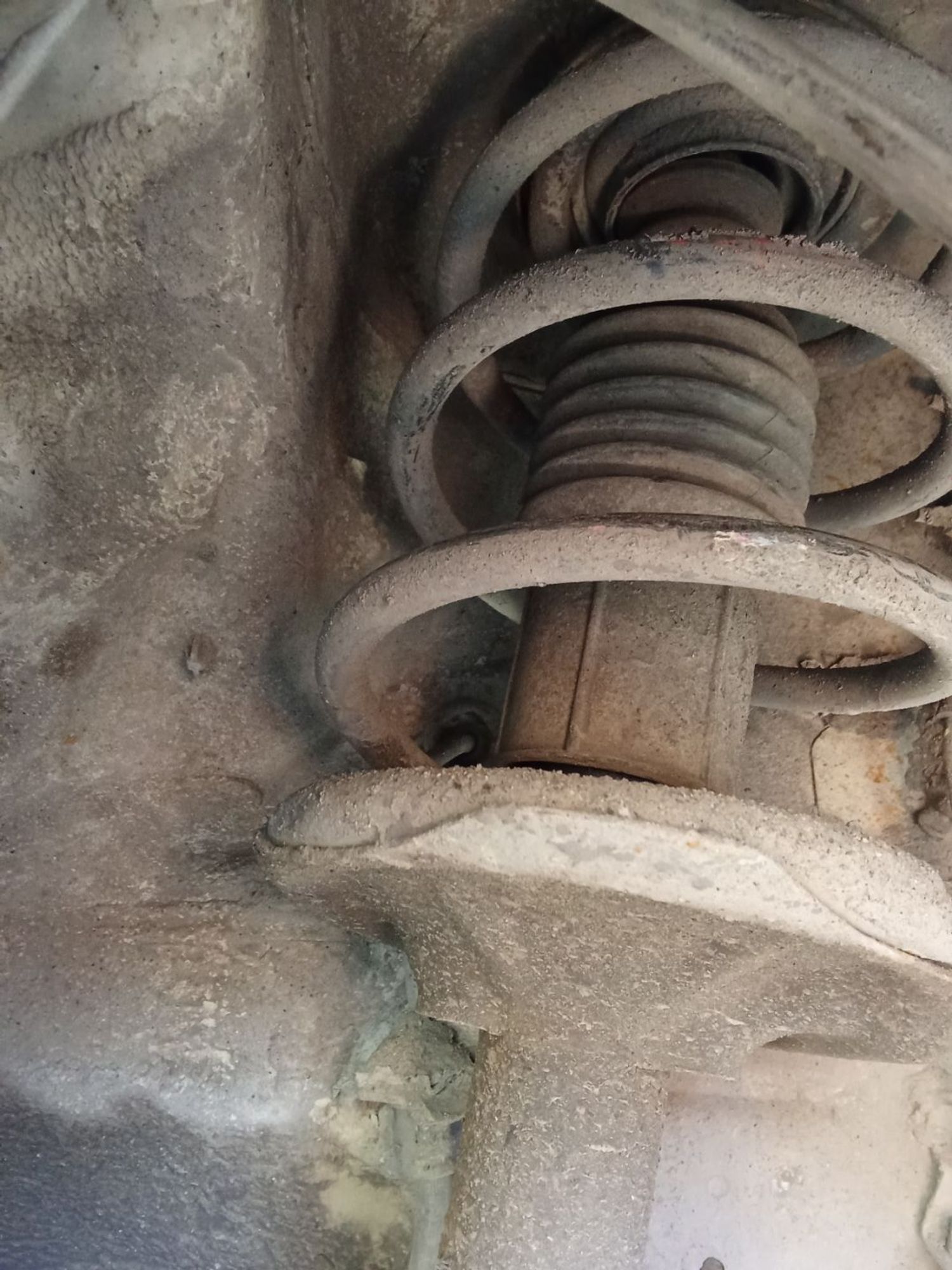 https://ycs.partsauto.market/partsauto-images/thmbs/userImages/7ed63c96fe685f431889ec34ef8f13b8/part/138f208d-d04d-41a6-a54a-1b6fd008b042_1780402796932.jpg