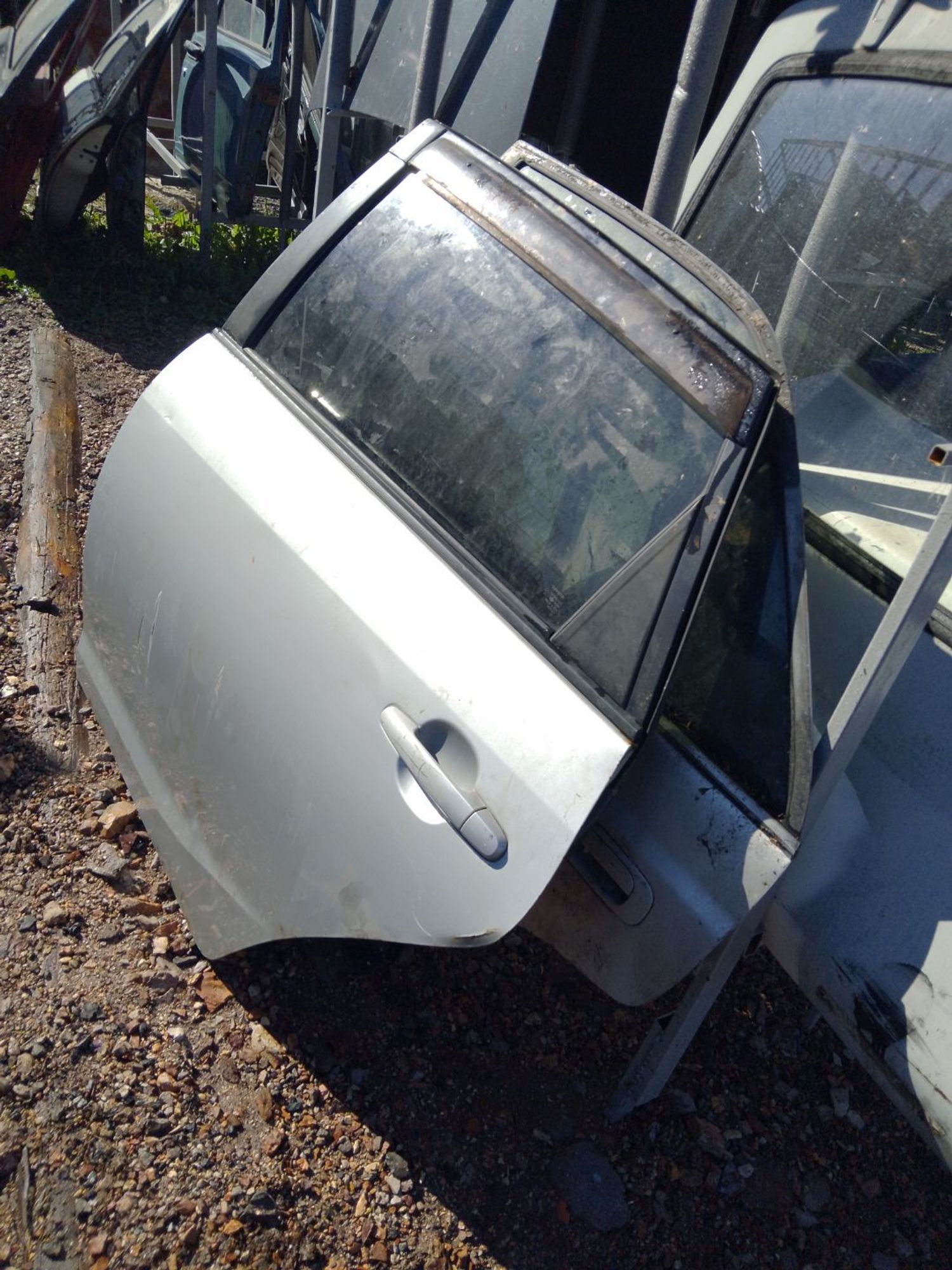 https://ycs.partsauto.market/partsauto-images/thmbs/userImages/7ed63c96fe685f431889ec34ef8f13b8/part/13e3acb5-a7ef-4cb9-9618-b1392f0ba77a_1786440354630.jpg