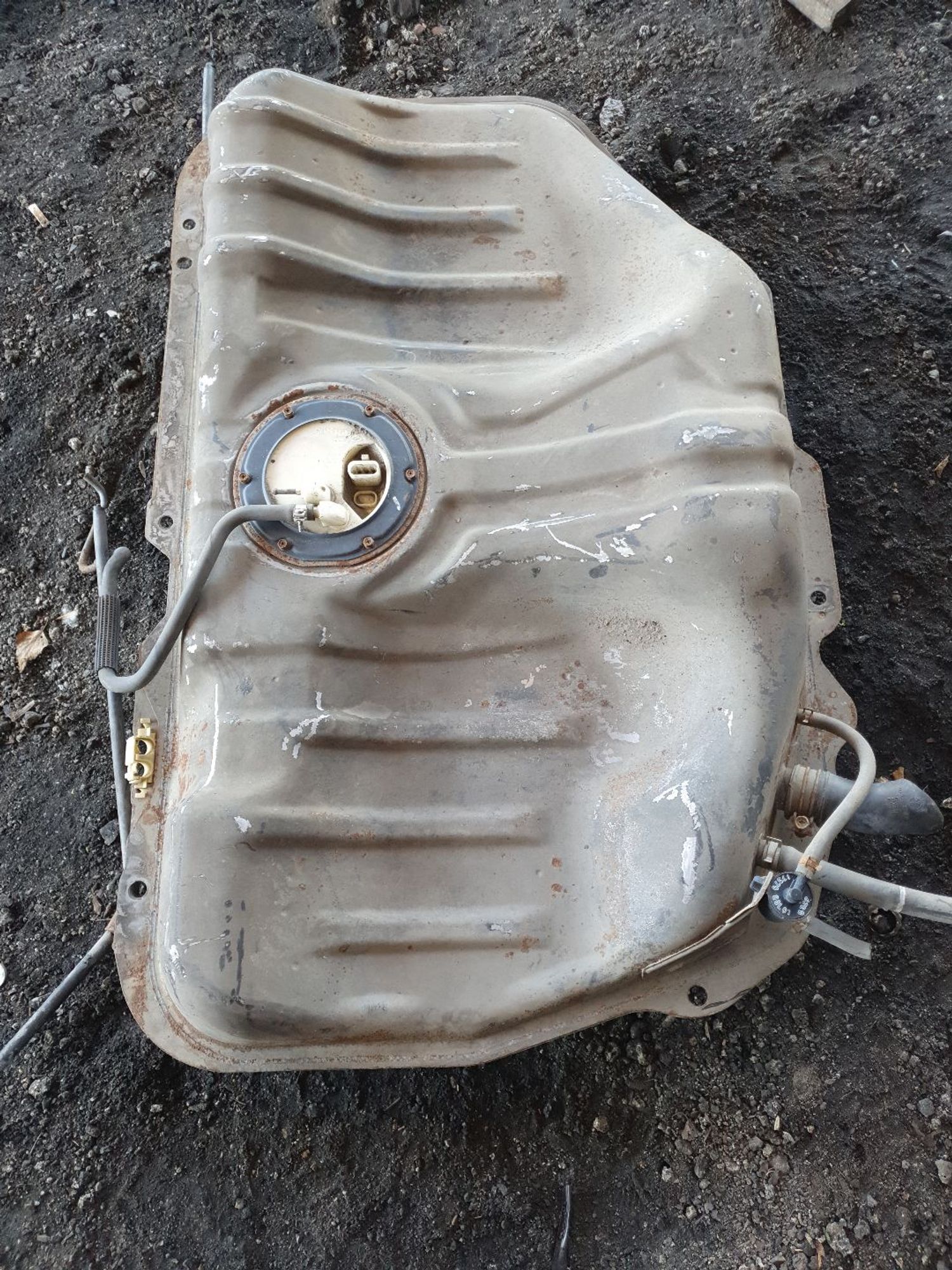 https://ycs.partsauto.market/partsauto-images/thmbs/userImages/7ed63c96fe685f431889ec34ef8f13b8/part/14013a79-8e16-42fc-accd-f3815e558b60_1785825912701.jpg