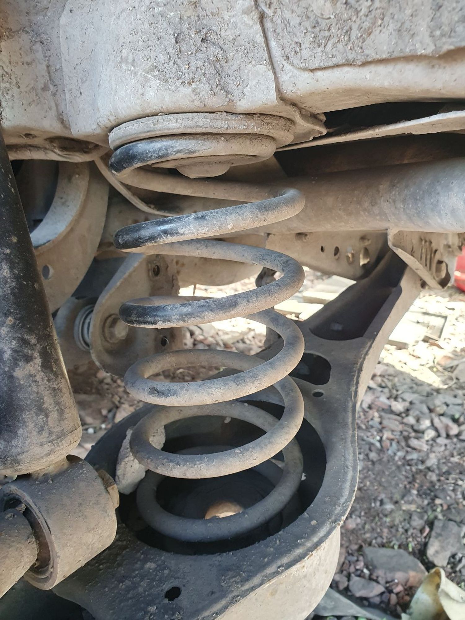 https://ycs.partsauto.market/partsauto-images/thmbs/userImages/7ed63c96fe685f431889ec34ef8f13b8/part/143bedc0-685a-4d86-85b9-e06bc2f81969_1779177954633.jpg