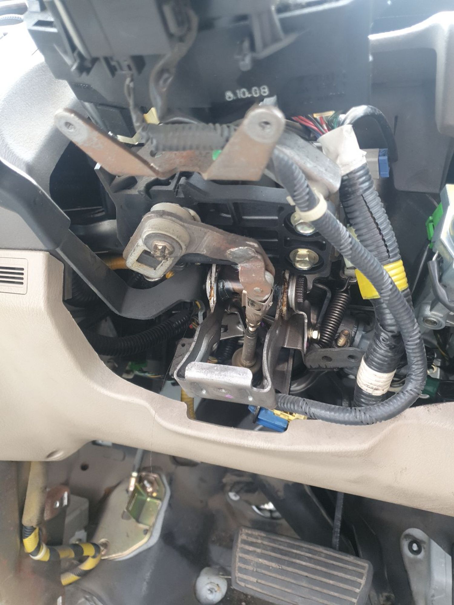 https://ycs.partsauto.market/partsauto-images/thmbs/userImages/7ed63c96fe685f431889ec34ef8f13b8/part/14da5534-638d-4c5c-9186-3d90049a11eb_1778304462995.jpg