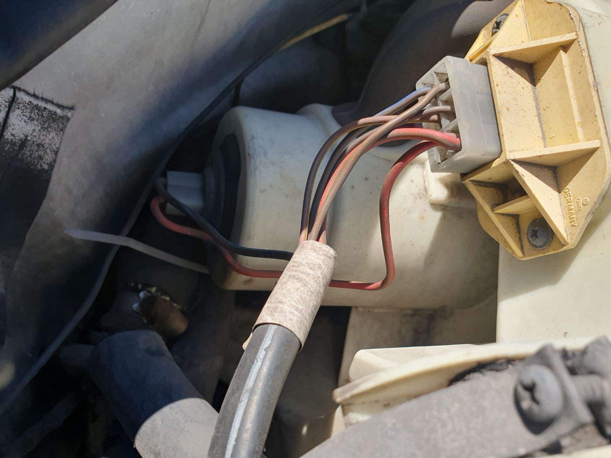 https://ycs.partsauto.market/partsauto-images/thmbs/userImages/7ed63c96fe685f431889ec34ef8f13b8/part/15586c33-f70a-4cce-bfb2-5c6bd5929e77_1779700962346.jpg