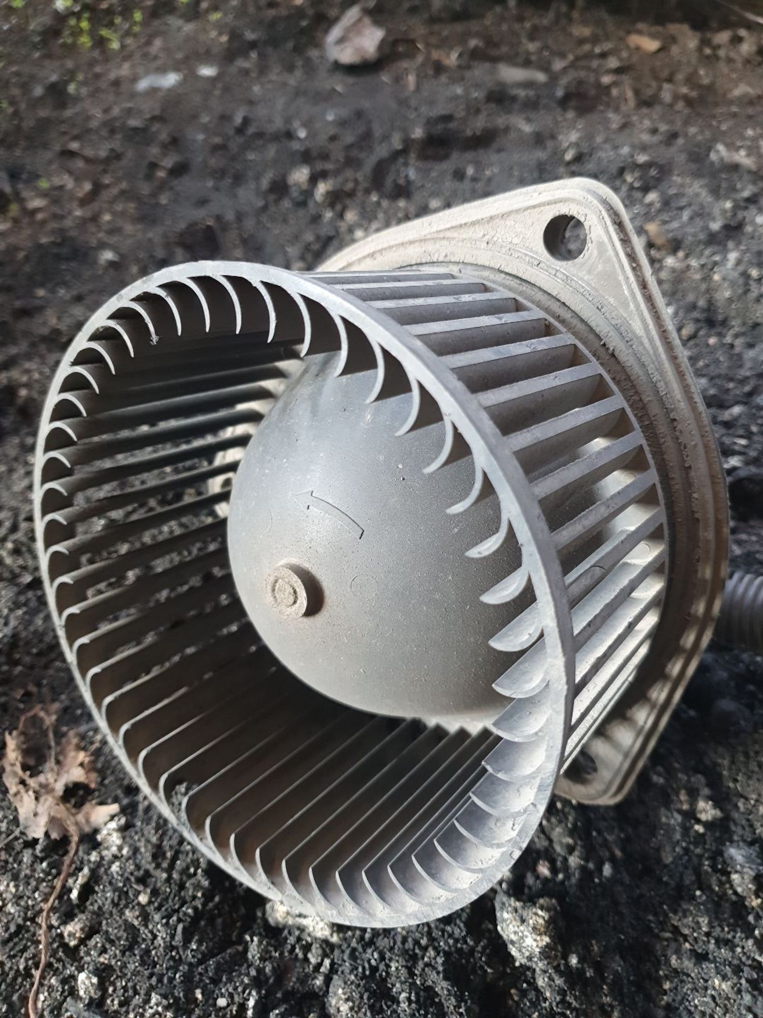 https://ycs.partsauto.market/partsauto-images/thmbs/userImages/7ed63c96fe685f431889ec34ef8f13b8/part/15d26959-02b8-4f09-b01d-916cee25eb5c_1785750271603.jpg