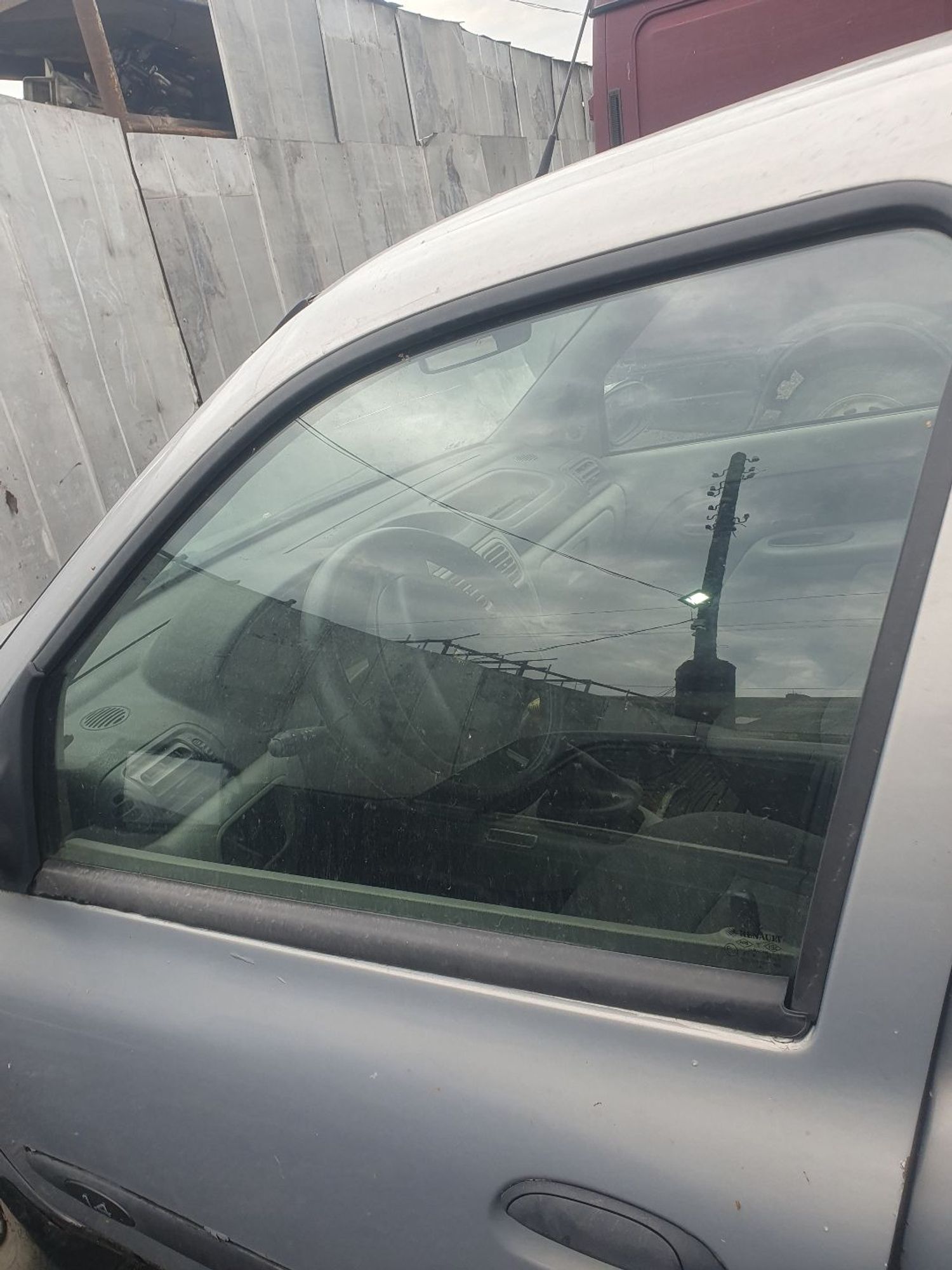 https://ycs.partsauto.market/partsauto-images/thmbs/userImages/7ed63c96fe685f431889ec34ef8f13b8/part/17d6876c-6e0f-42ba-87ef-dc09dd660d52_1786332945591.jpg