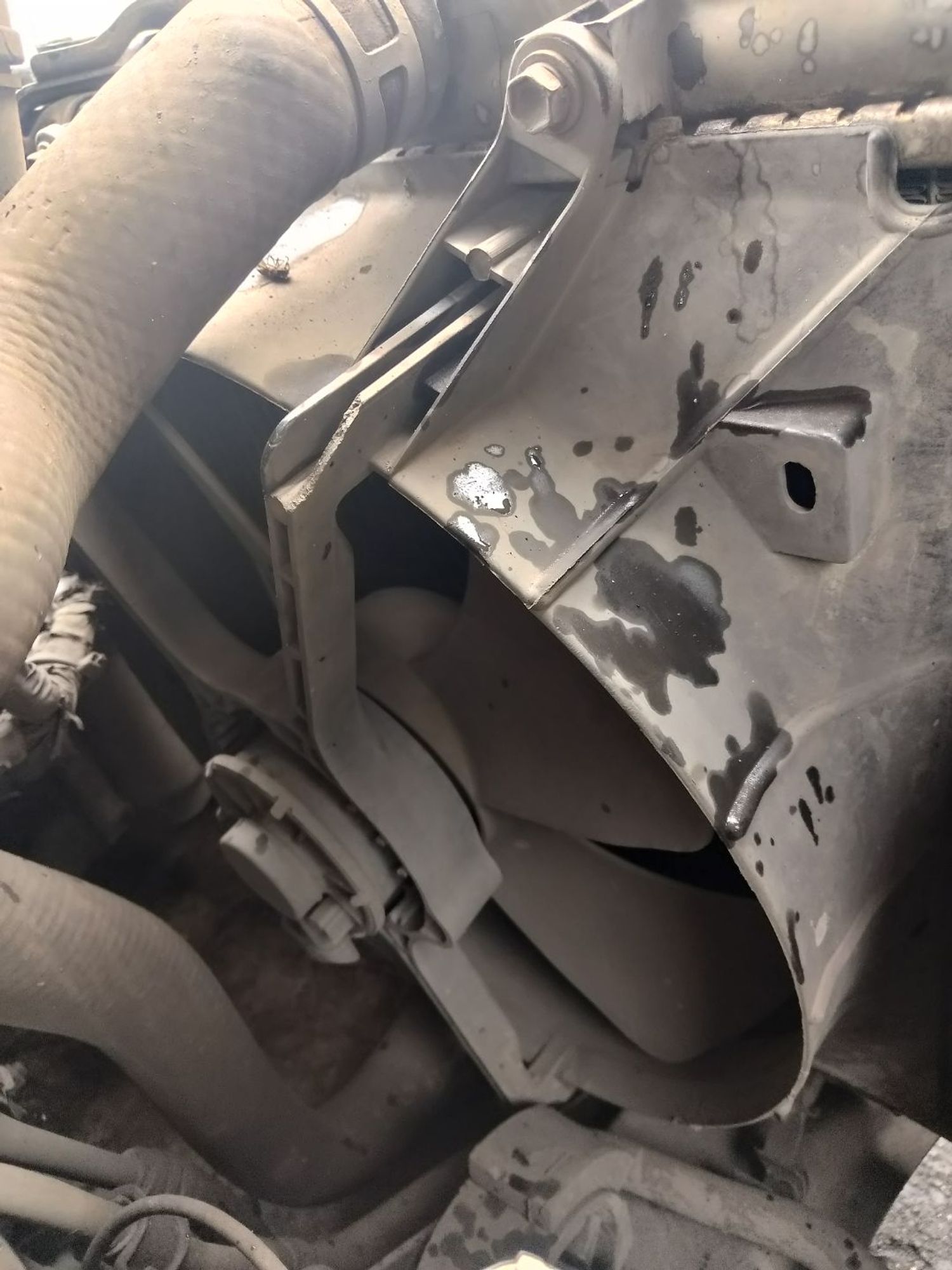 https://ycs.partsauto.market/partsauto-images/thmbs/userImages/7ed63c96fe685f431889ec34ef8f13b8/part/18b99df7-e2c4-485b-9fb2-9ee849e9b11d_1785226207764.jpg
