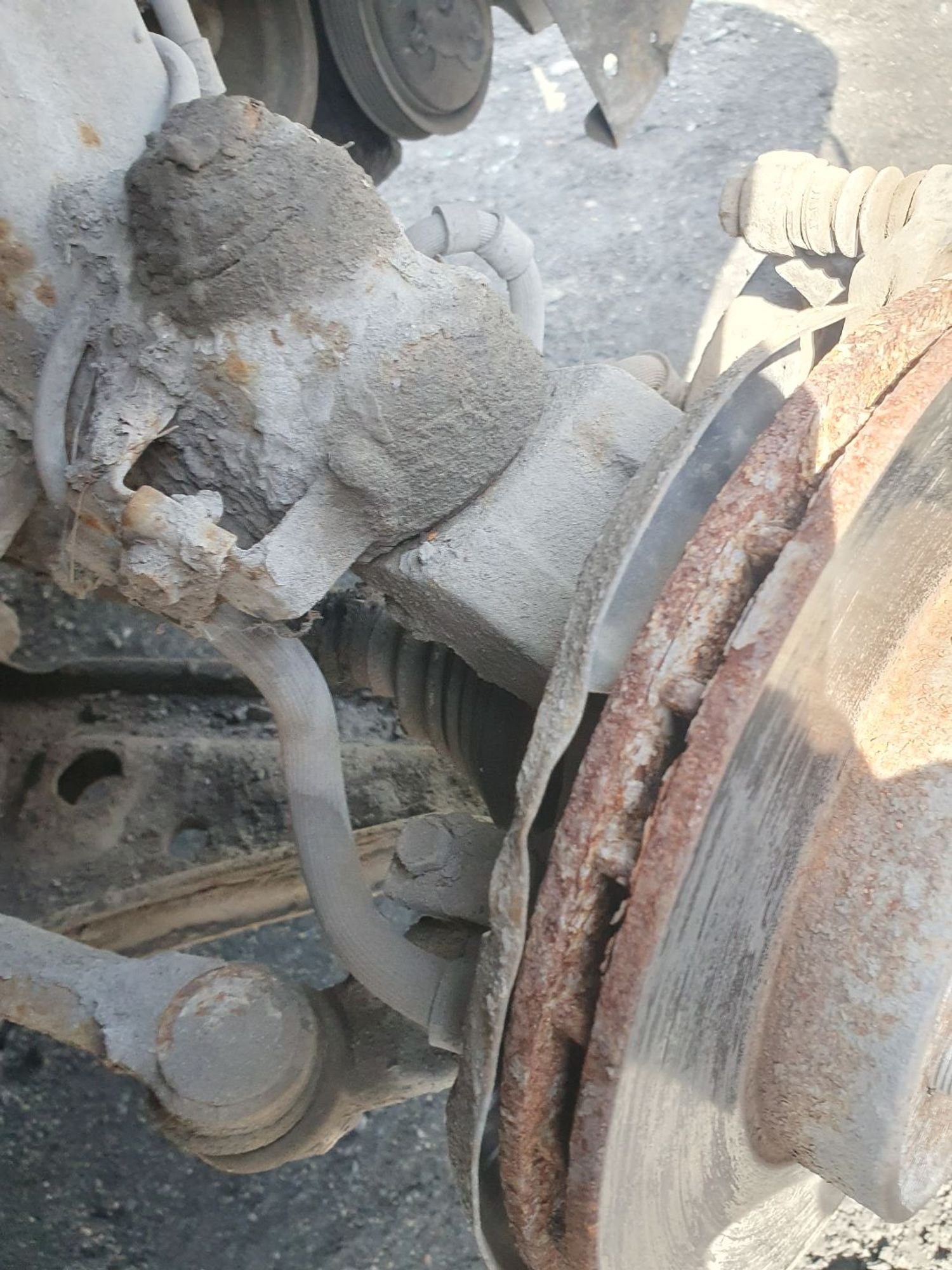 https://ycs.partsauto.market/partsauto-images/thmbs/userImages/7ed63c96fe685f431889ec34ef8f13b8/part/19bec5d0-0c20-4d7b-b300-6831012e28f4_1779885903584.jpg