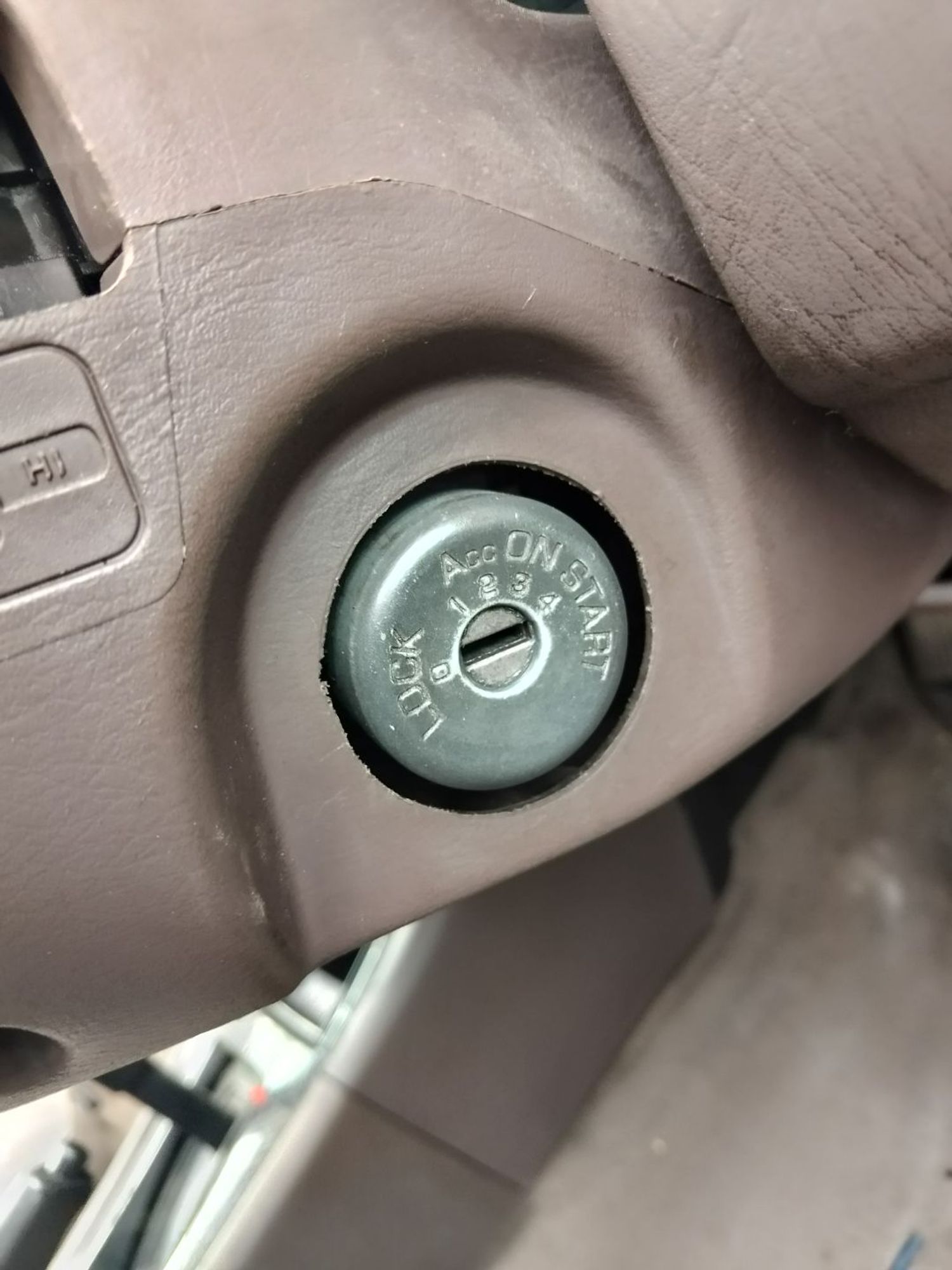https://ycs.partsauto.market/partsauto-images/thmbs/userImages/7ed63c96fe685f431889ec34ef8f13b8/part/1a39461a-2d20-4c1e-8f2d-794ff2a59e07_1784371325817.jpg