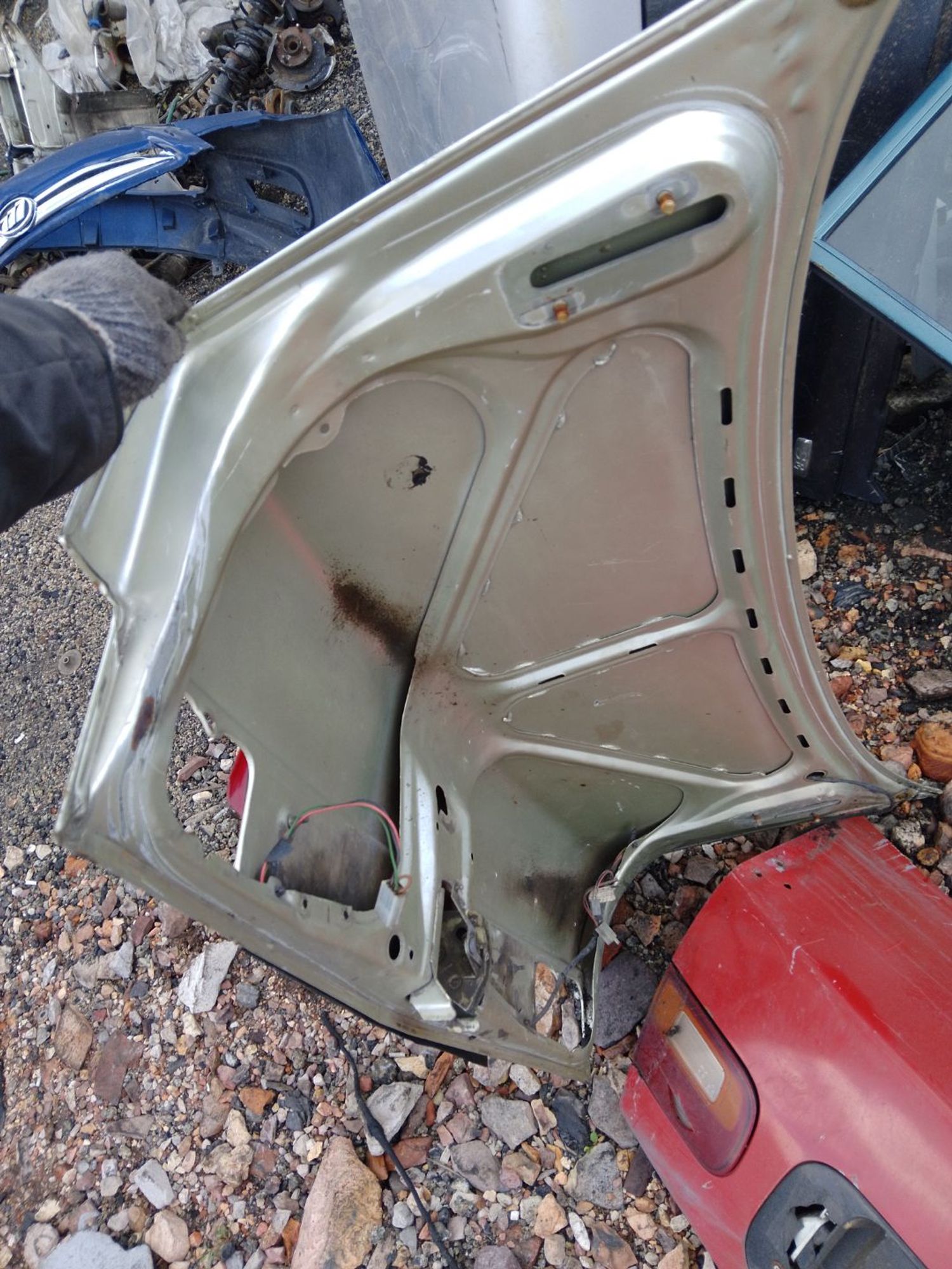 https://ycs.partsauto.market/partsauto-images/thmbs/userImages/7ed63c96fe685f431889ec34ef8f13b8/part/200c40a6-4132-4f6f-b038-3f458bee6812_1785053365270.jpg